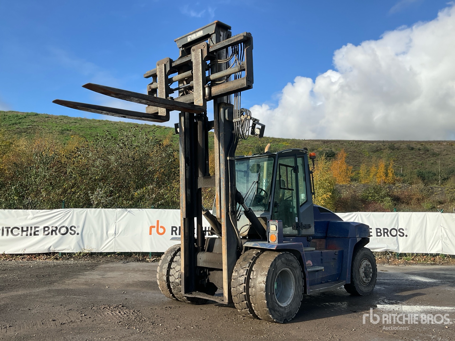 General Appearance with Featured Photo