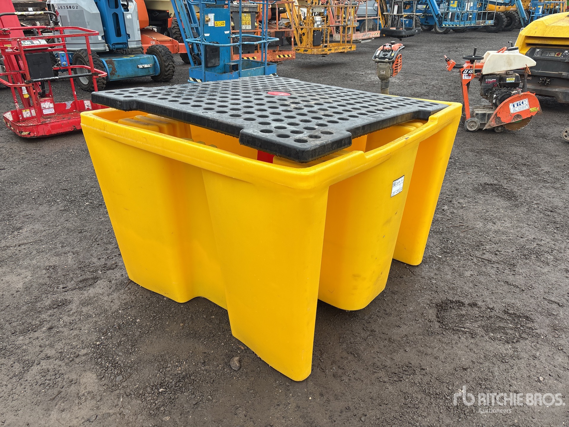 General Appearance with Bild, Ecke vorne rechts