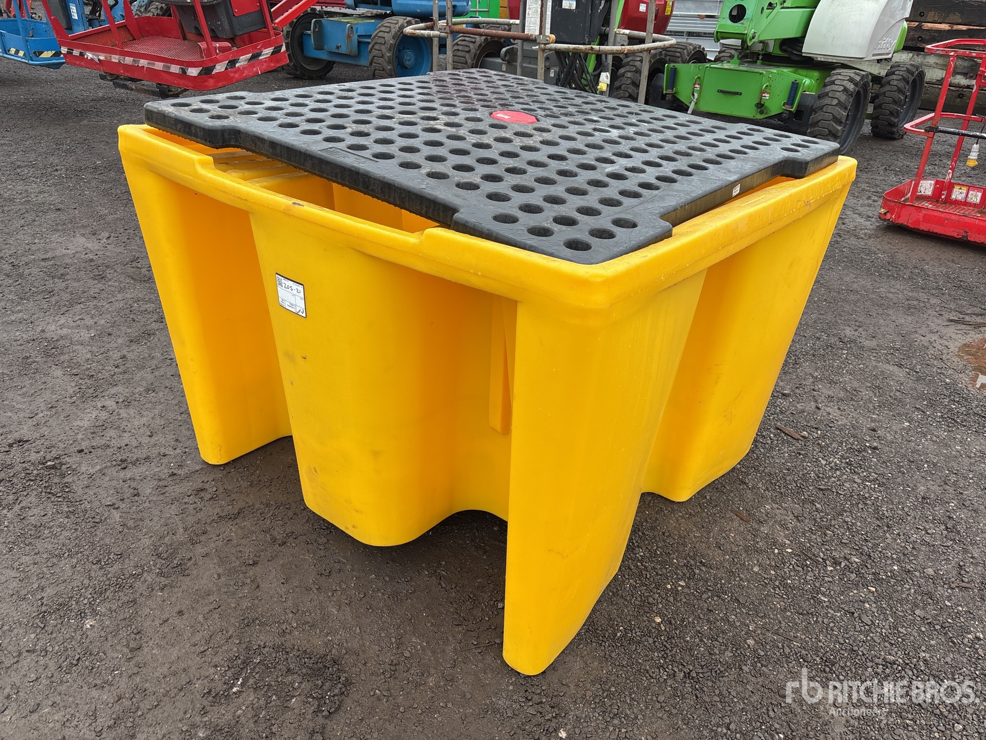 General Appearance with Bild, Ecke vorne links