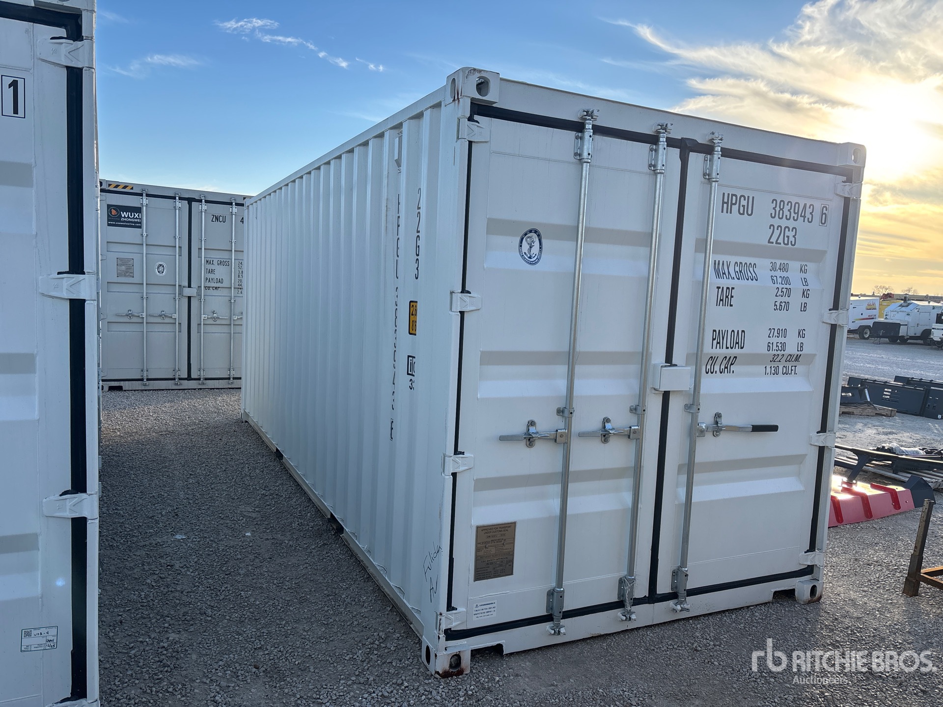 General Appearance with Picture, Right Front Corner