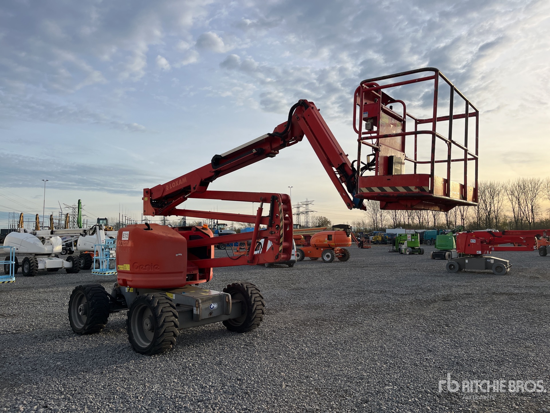 General Appearance with Imagen: esquina trasera izquierda