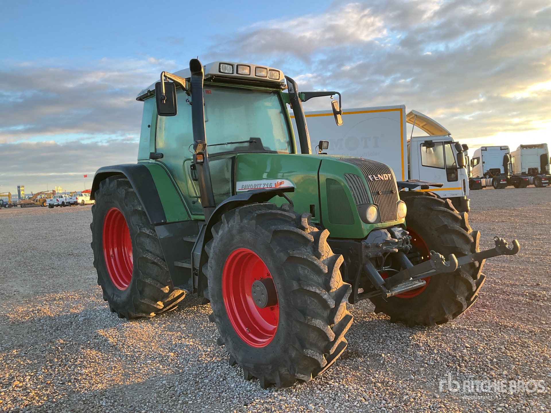 General Appearance with Picture, Right Front Corner