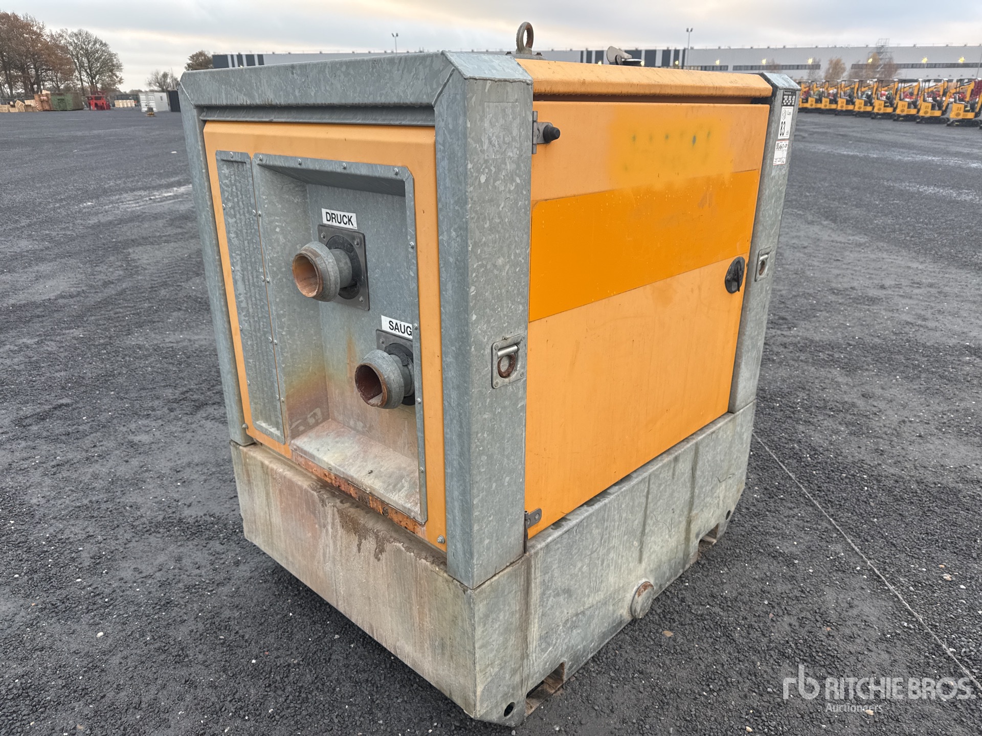 General Appearance with Picture, Right Front Corner