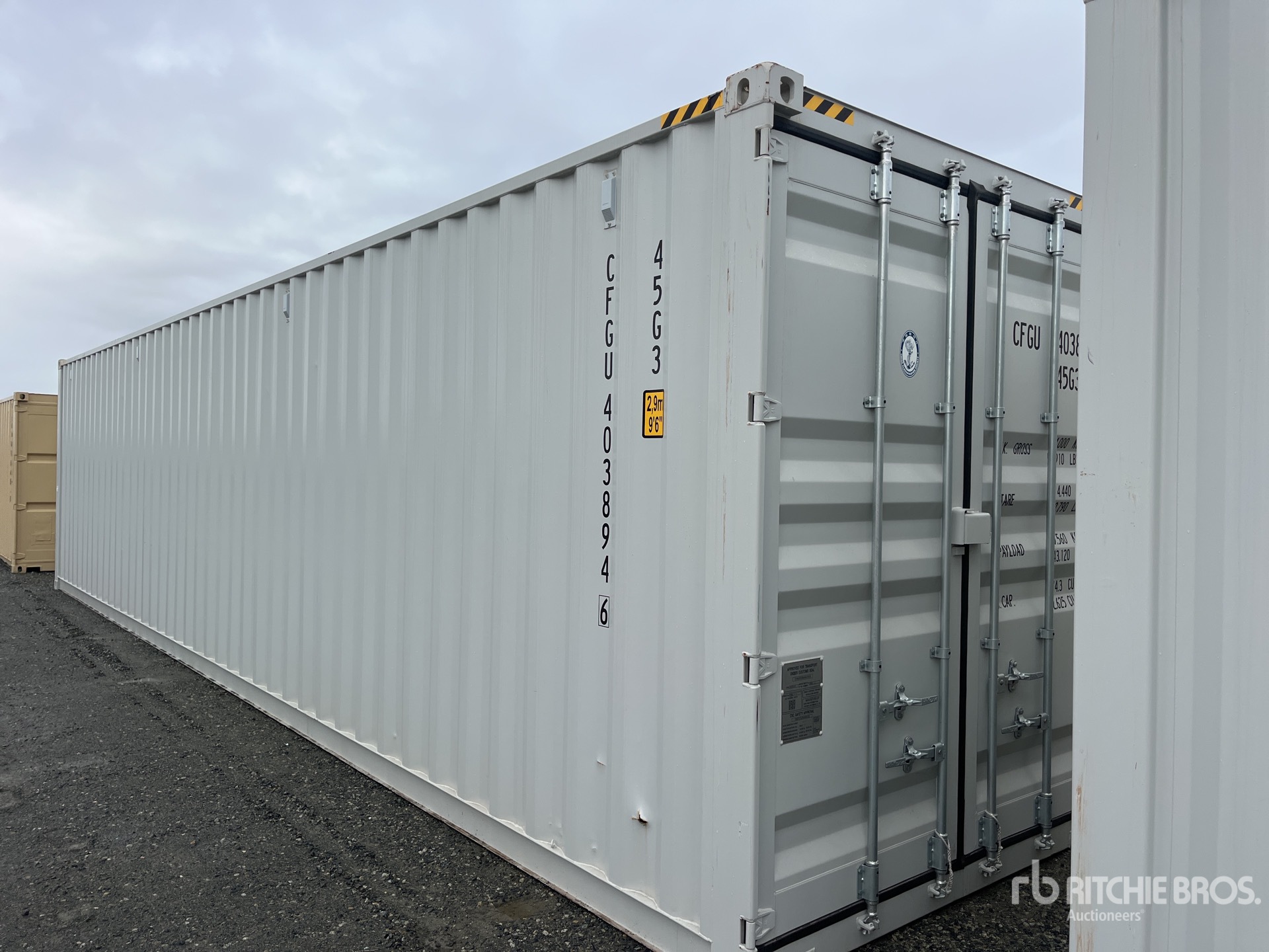 General Appearance with Picture, Right Front Corner