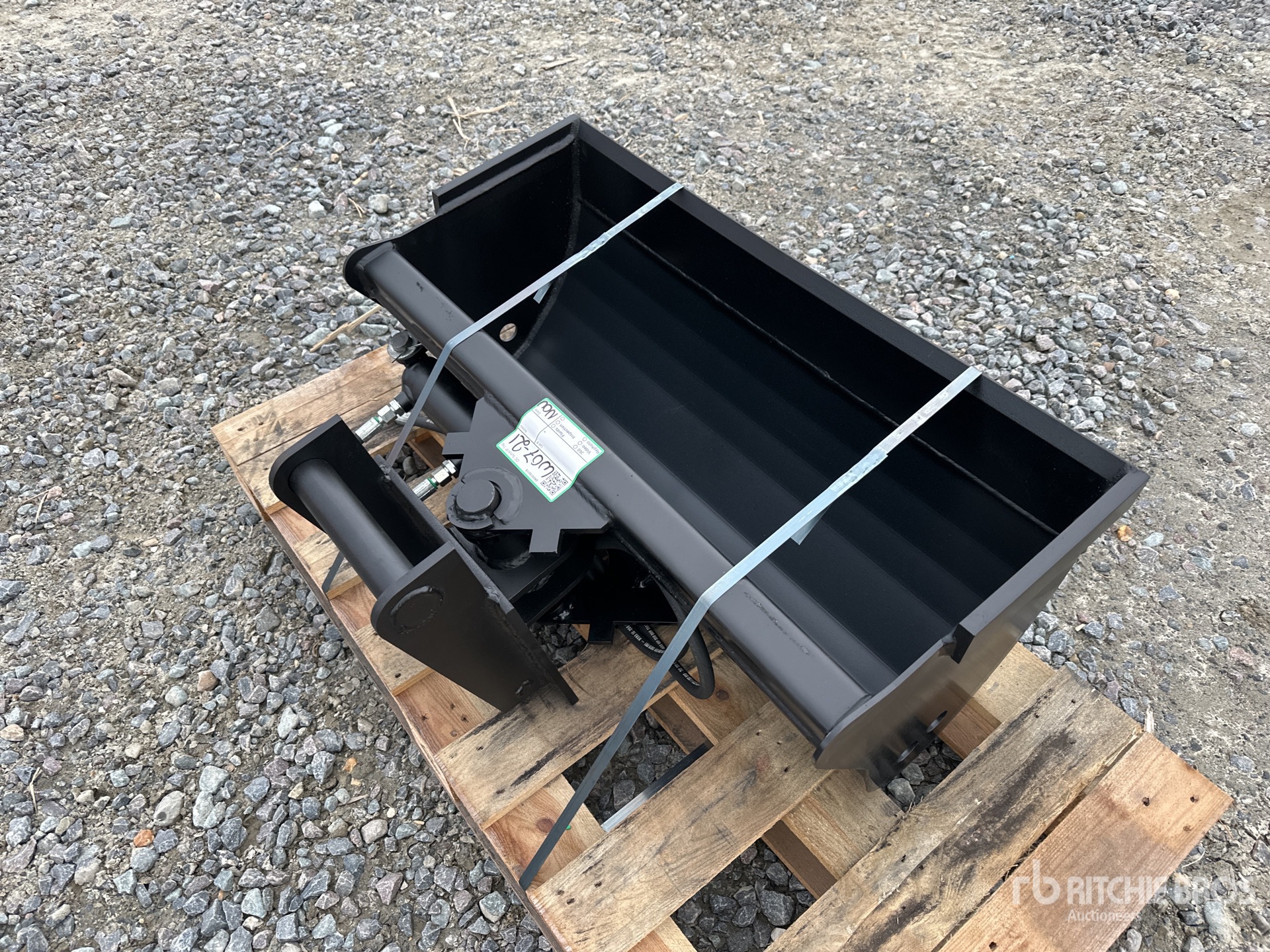 General Appearance with Bild, Ecke hinten links