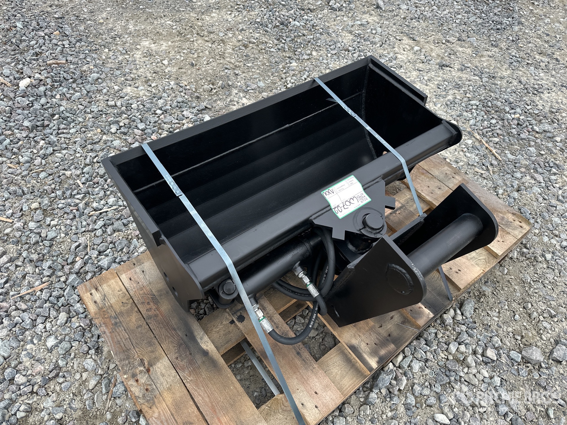 General Appearance with Bild, Ecke hinten rechts