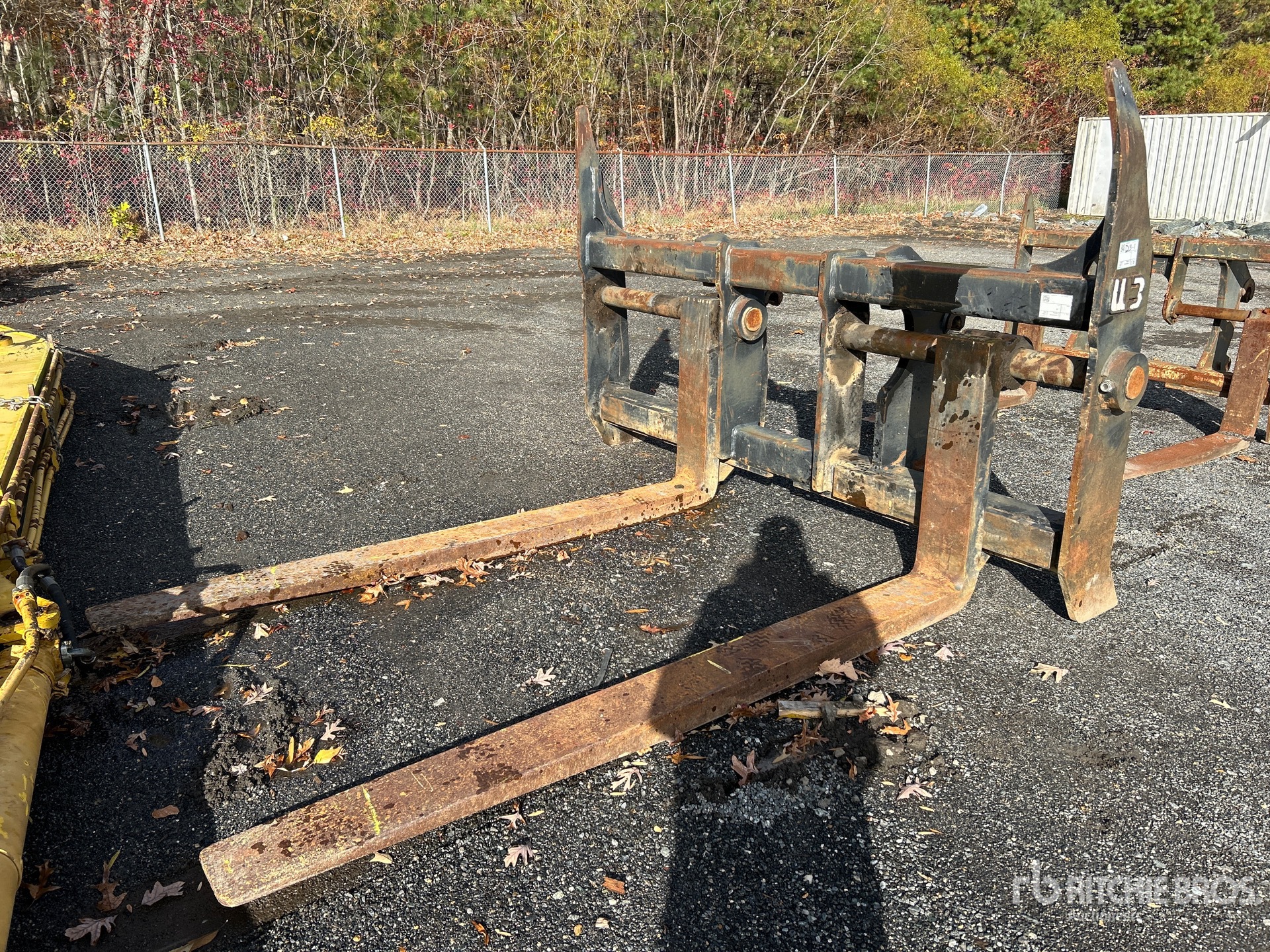 General Appearance with Bild, Ecke vorne links