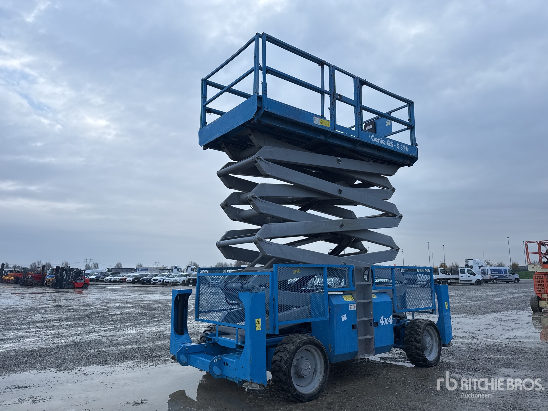 General Appearance with Imagen: esquina trasera izquierda