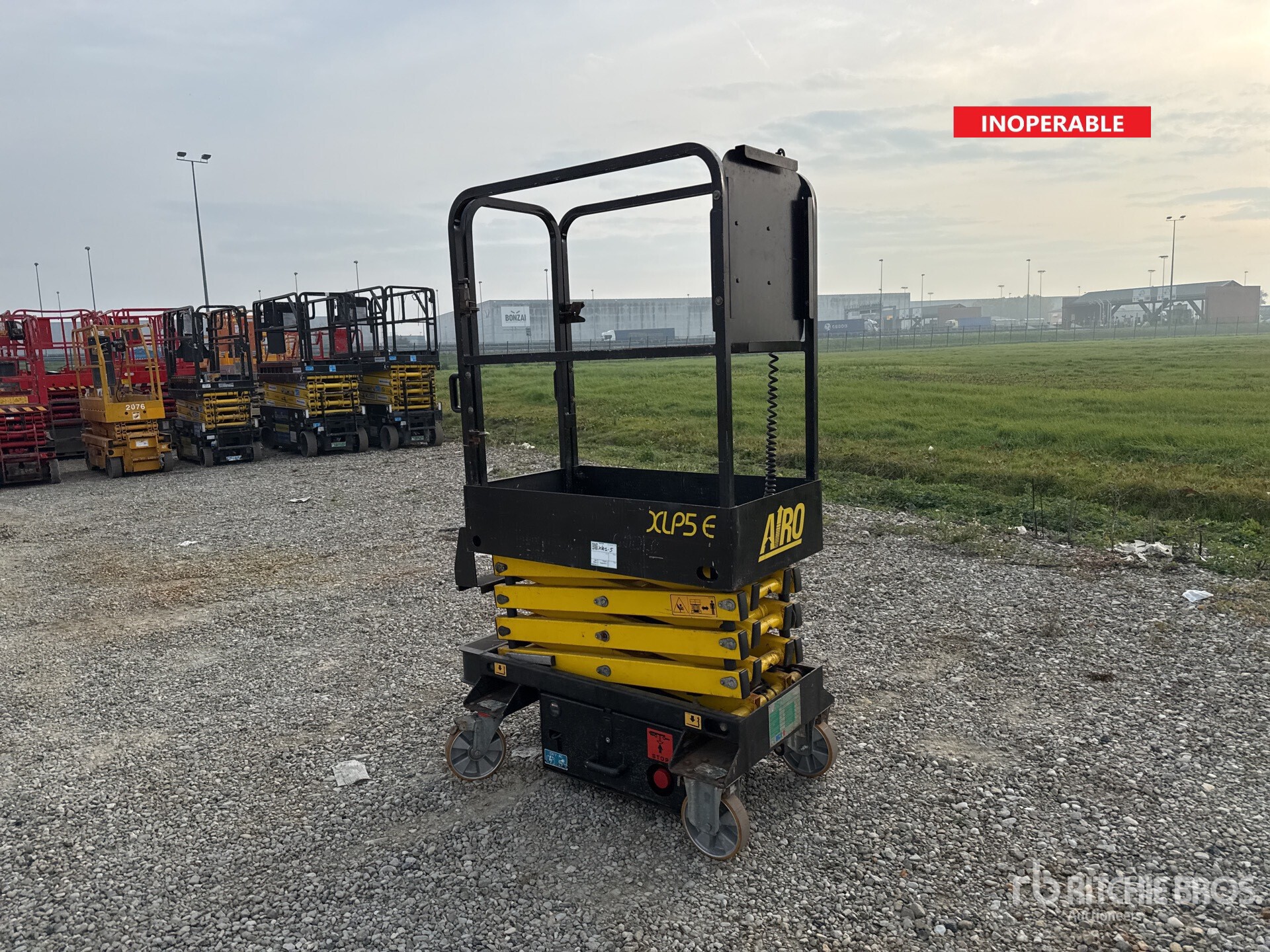 General Appearance with Featured Photo