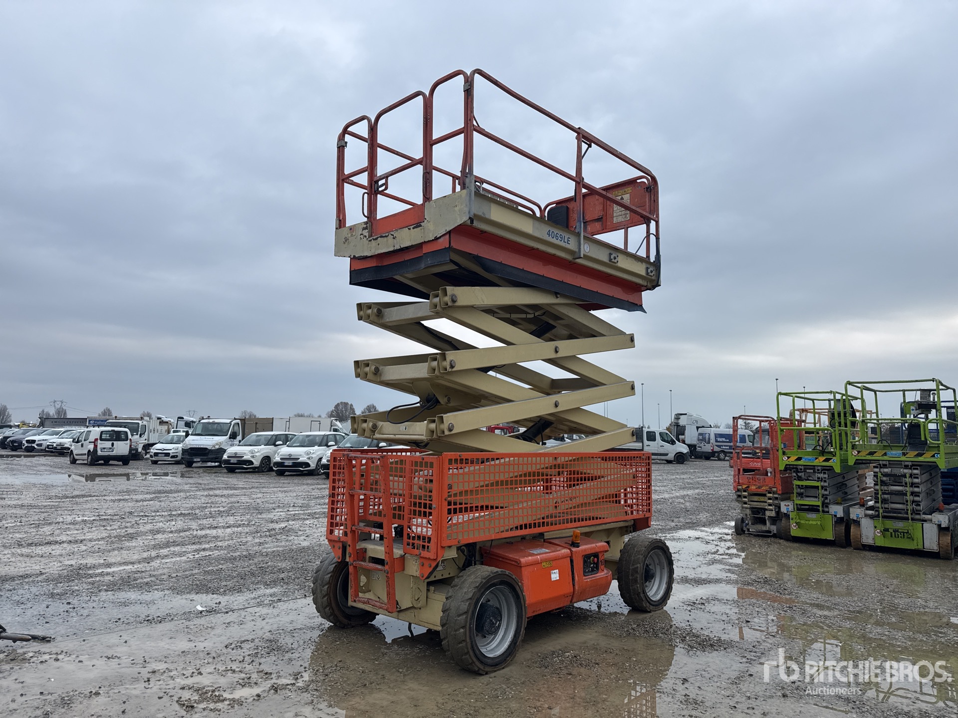 General Appearance with Imagen: esquina delantera derecha