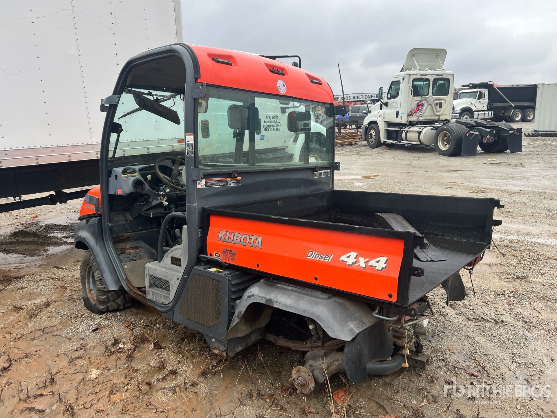 General Appearance with Picture, Left Rear Corner