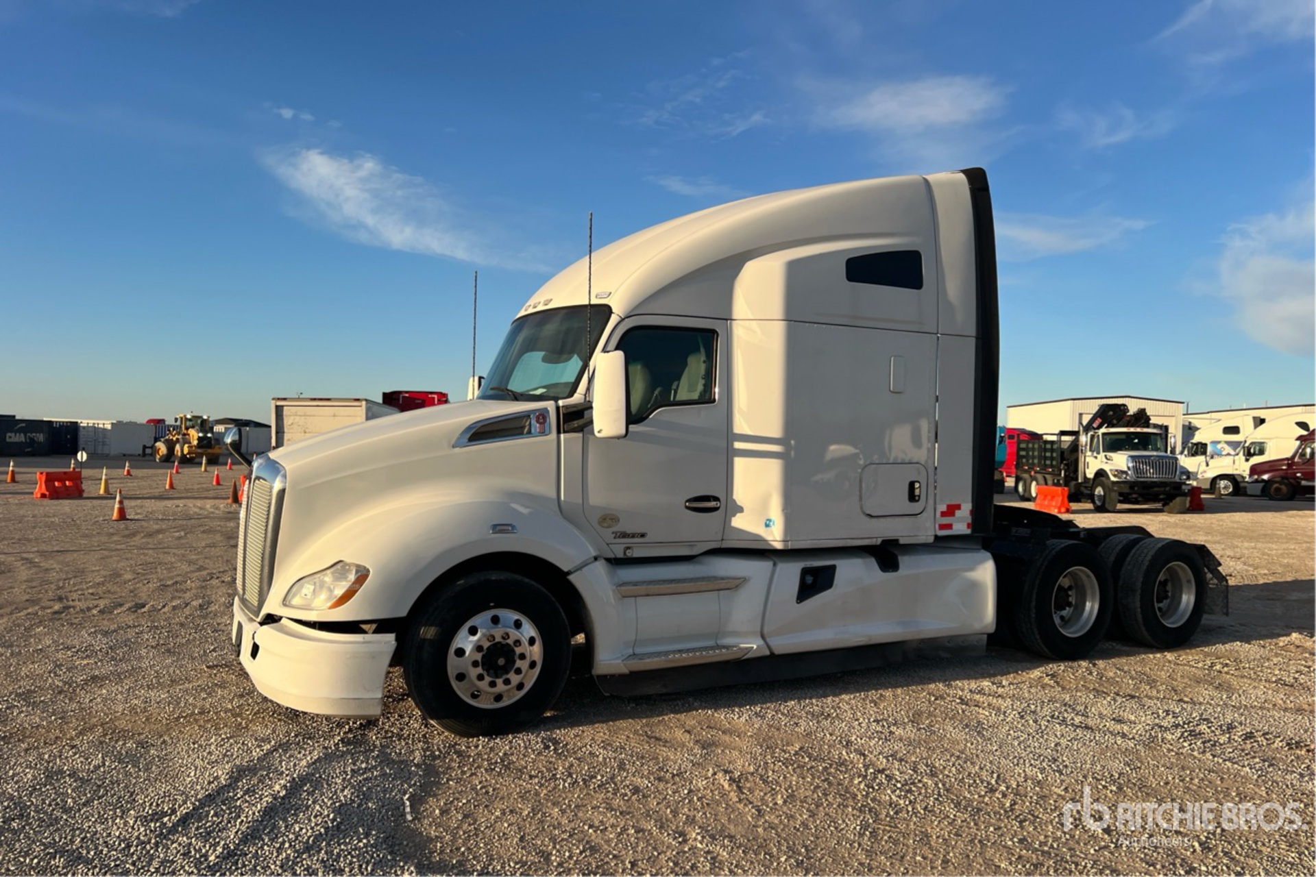 General Appearance with Imagen: esquina delantera izquierda