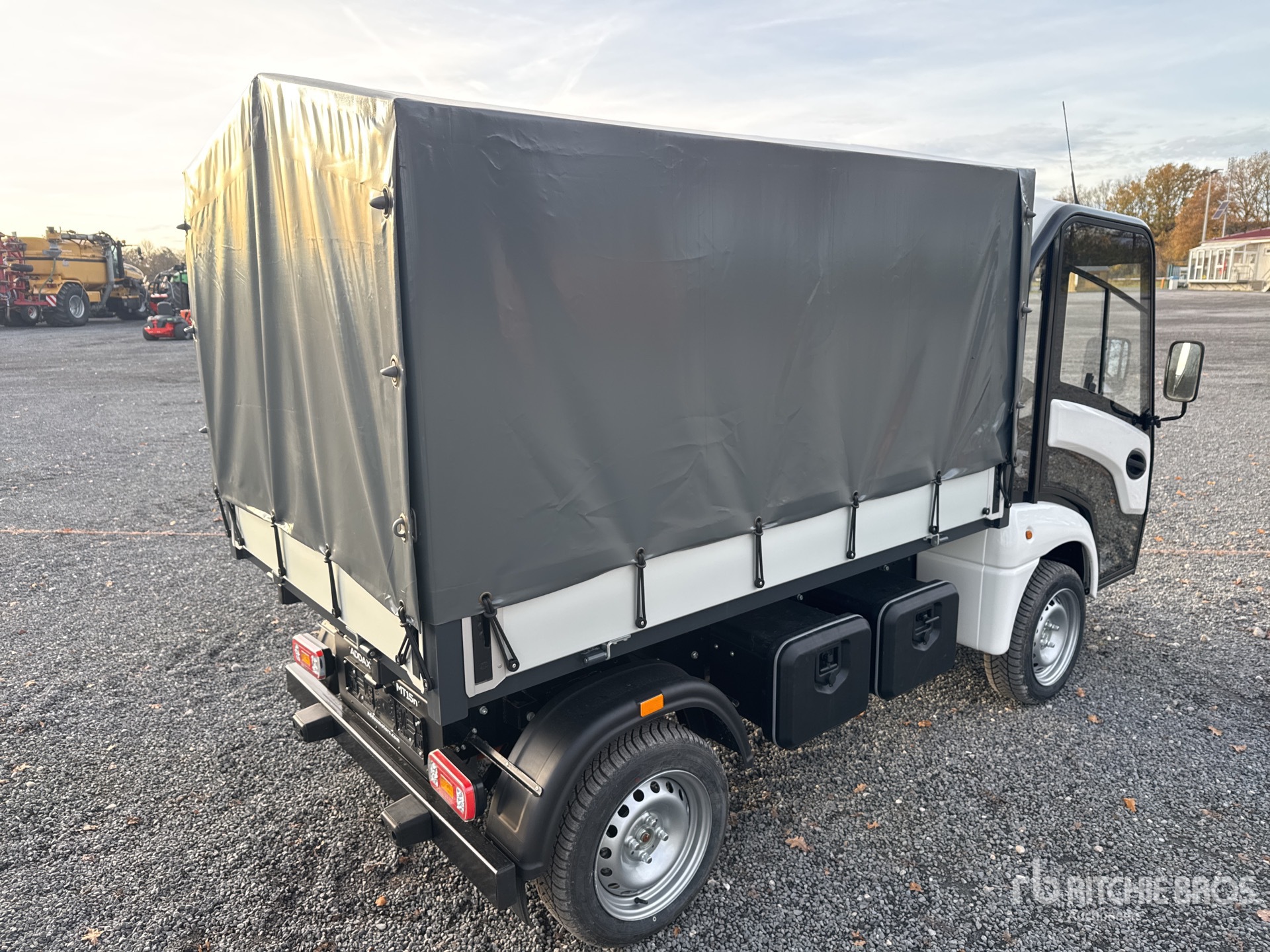 General Appearance with Zdjęcie, prawy dolny róg