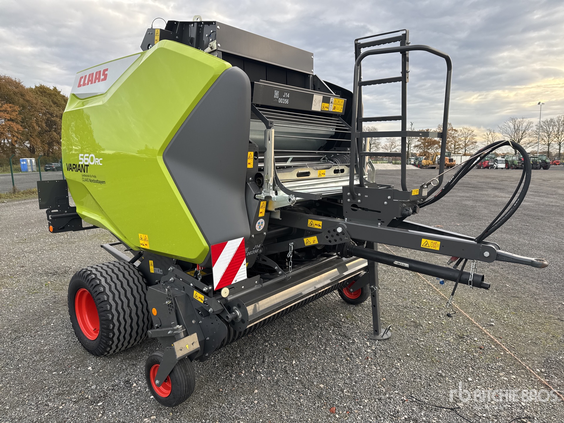 General Appearance with Imagen: esquina delantera derecha