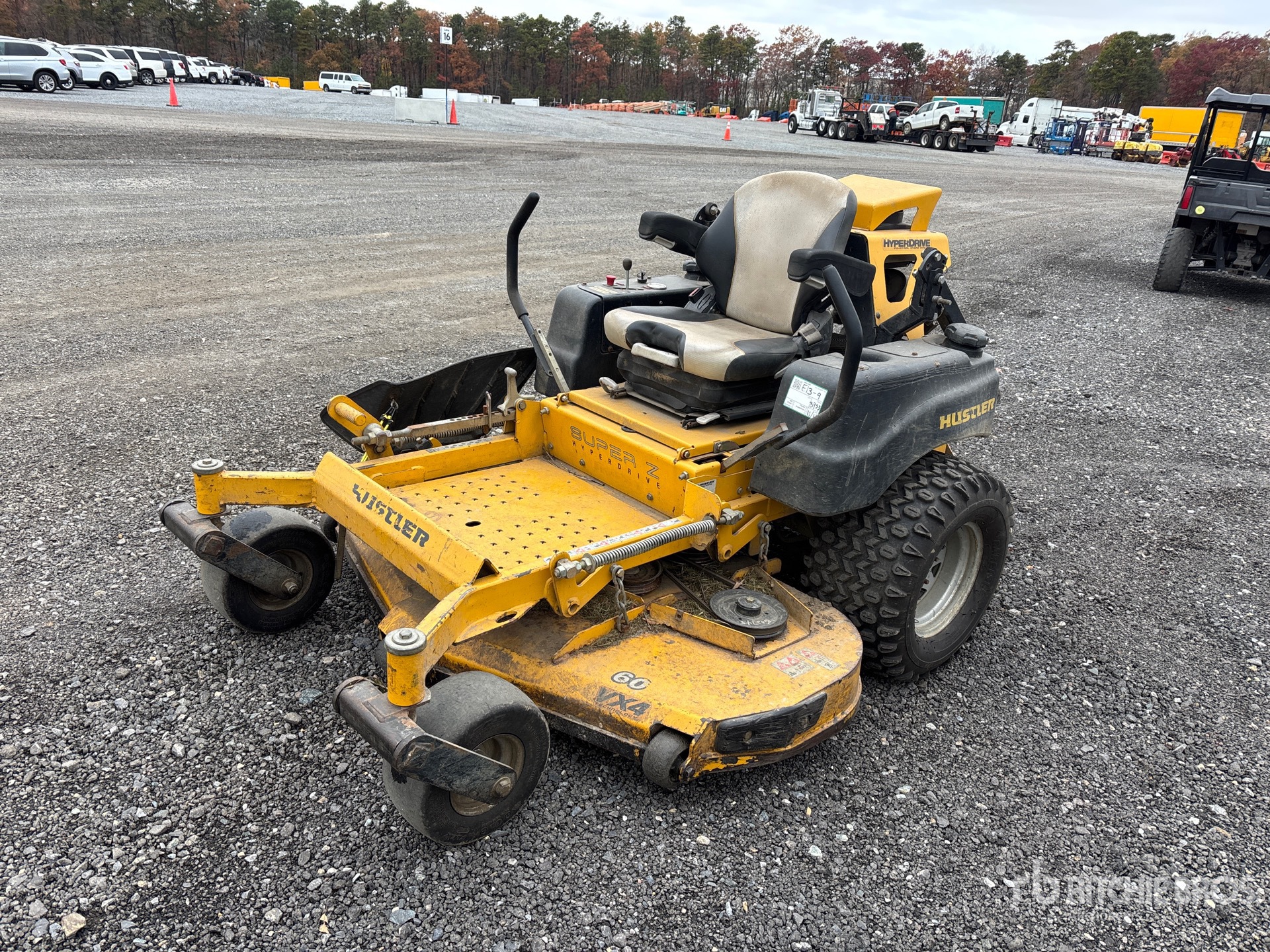 General Appearance with Foto, angolo anteriore sinistro