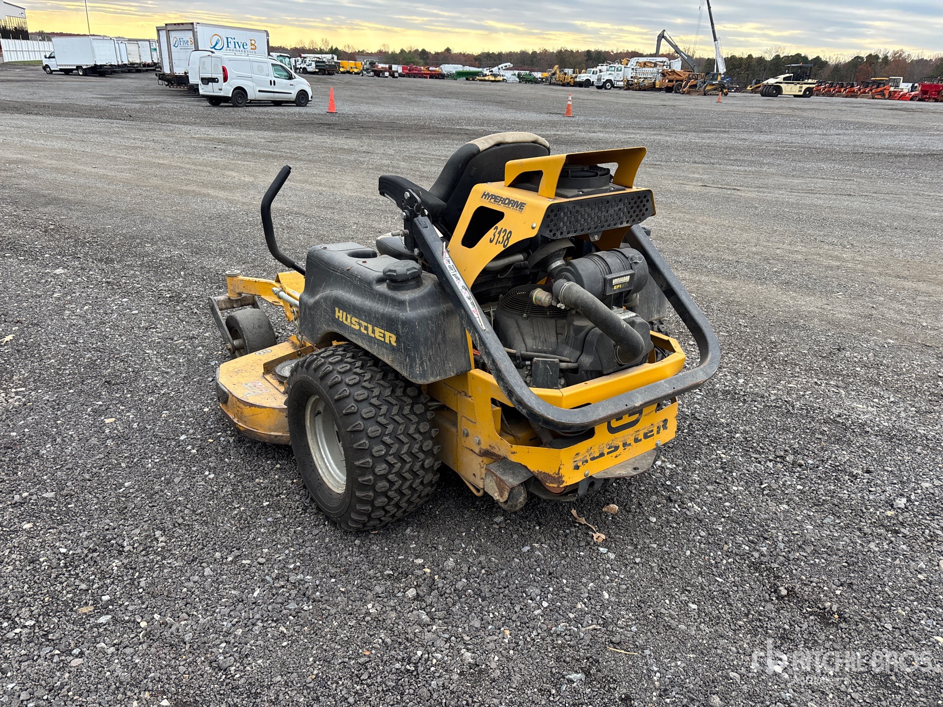 General Appearance with Foto, angolo posteriore sinistro