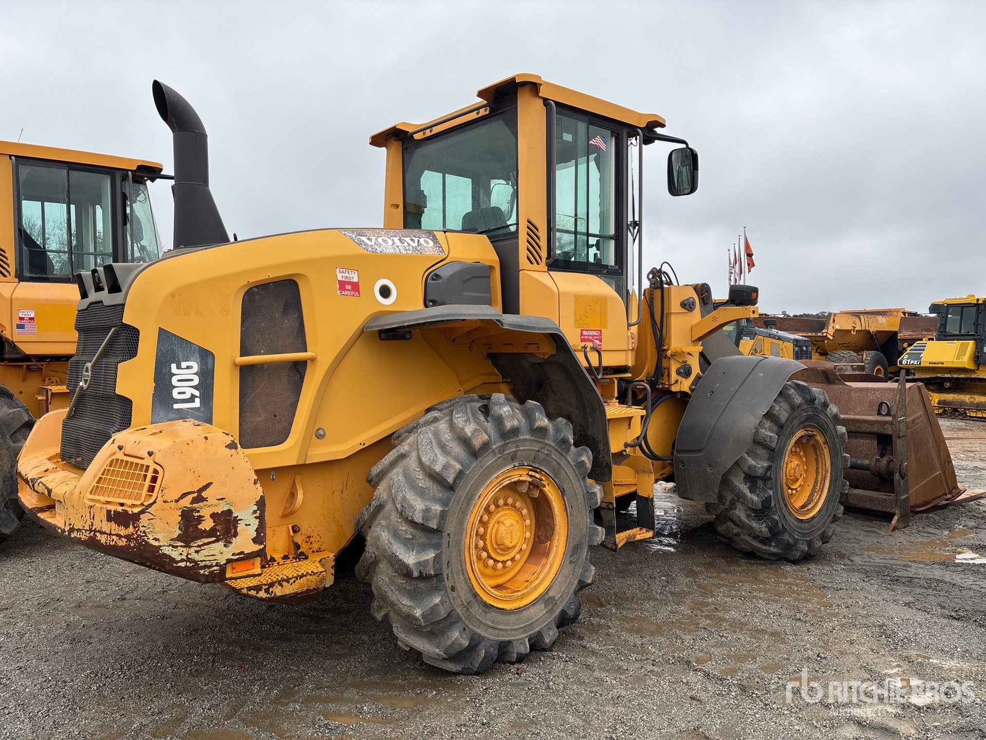 General Appearance with Imagen: esquina trasera derecha