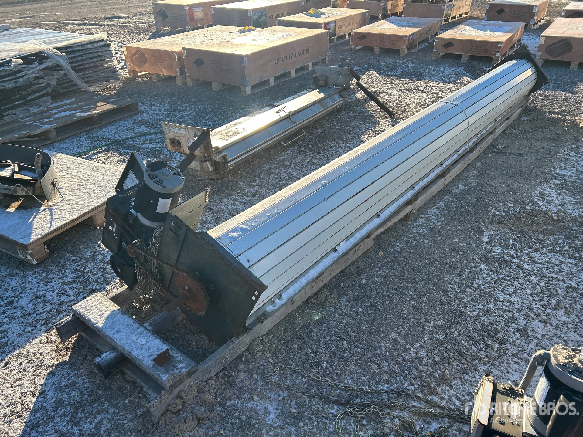 General Appearance with Image, coin avant droit