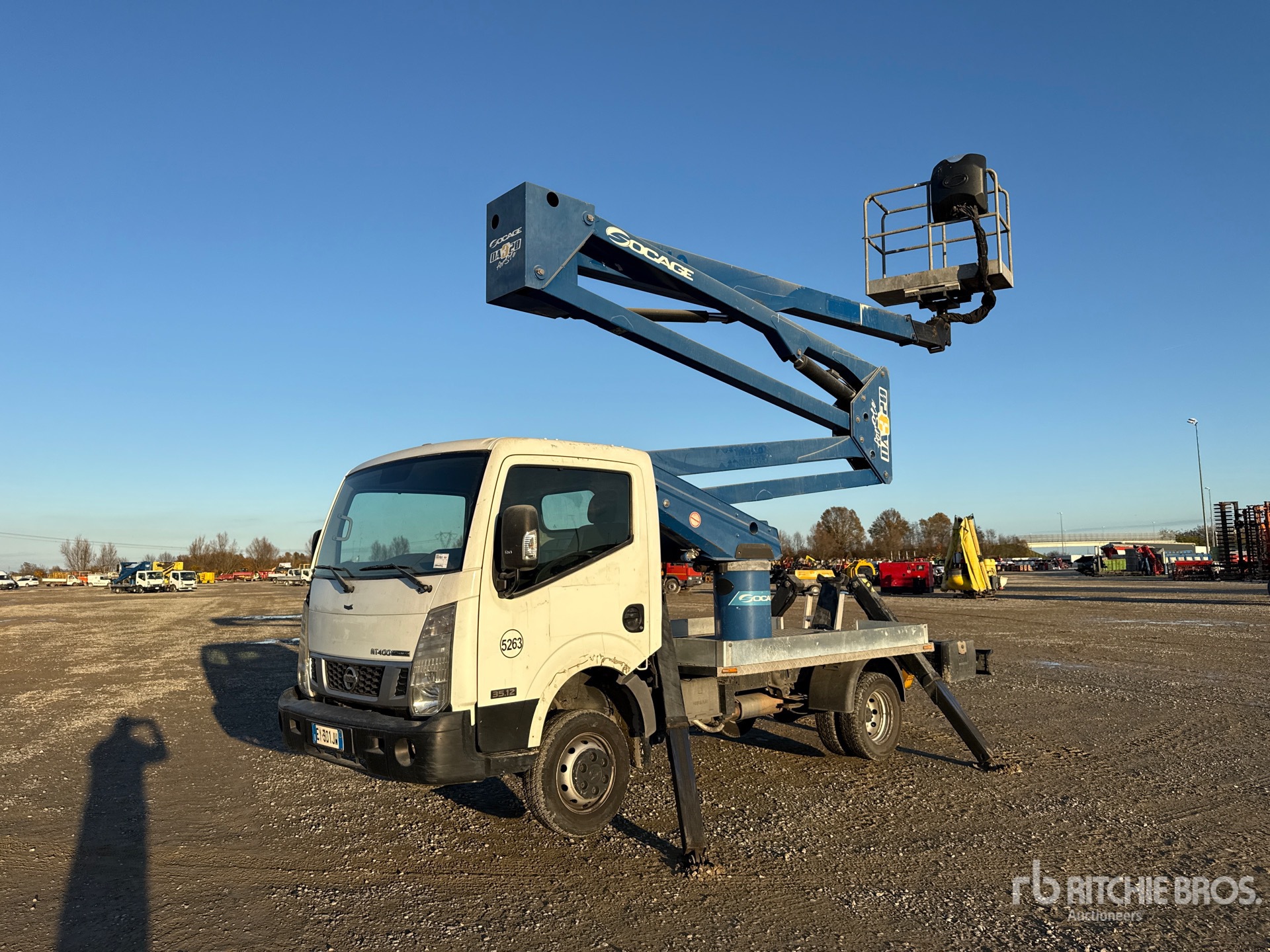 General Appearance with Picture, Left Front Corner