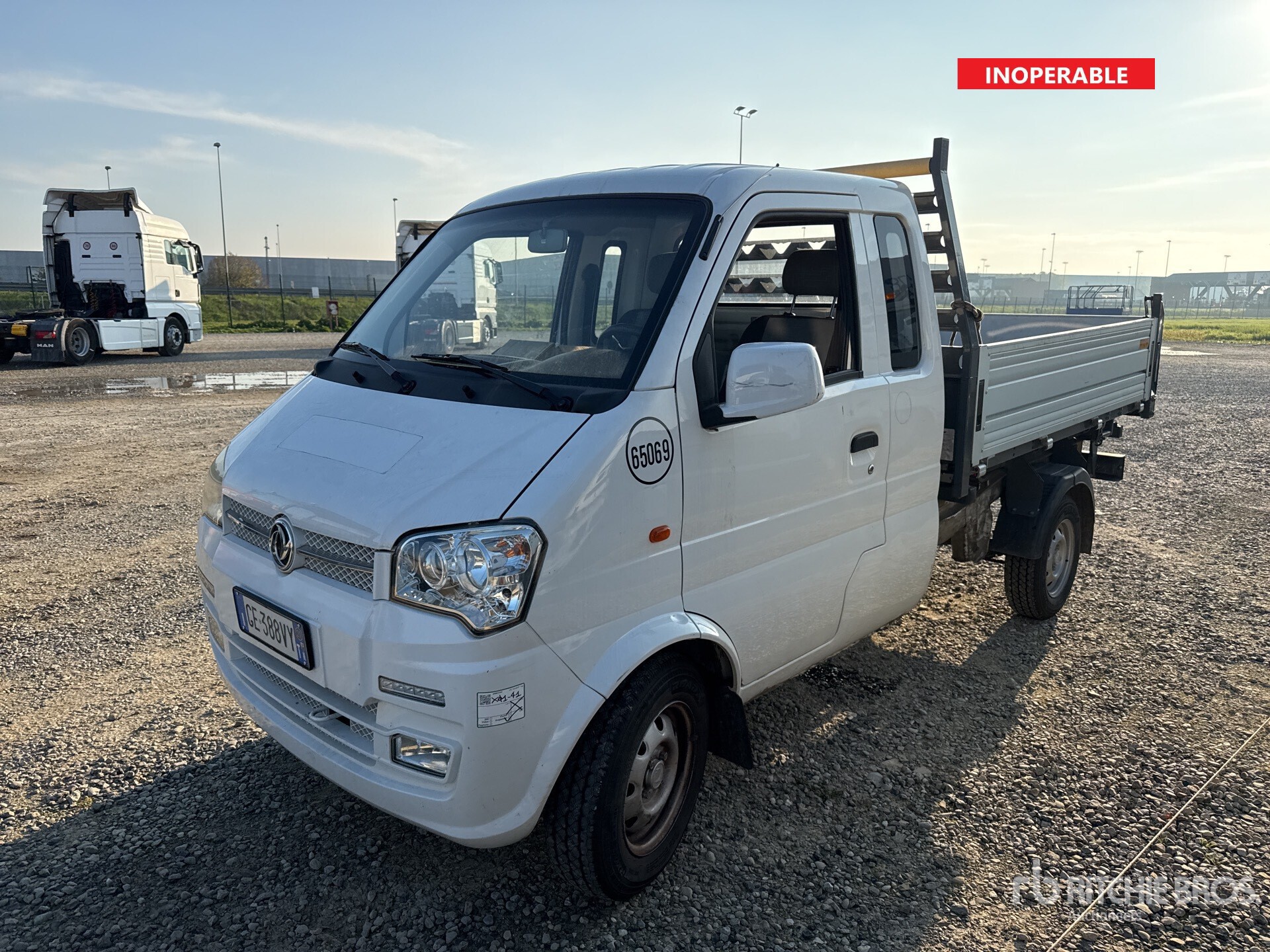 General Appearance with Featured Photo