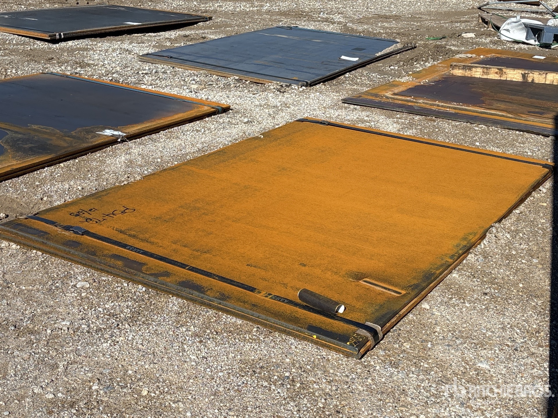 General Appearance with Zdjęcie, lewy dolny róg