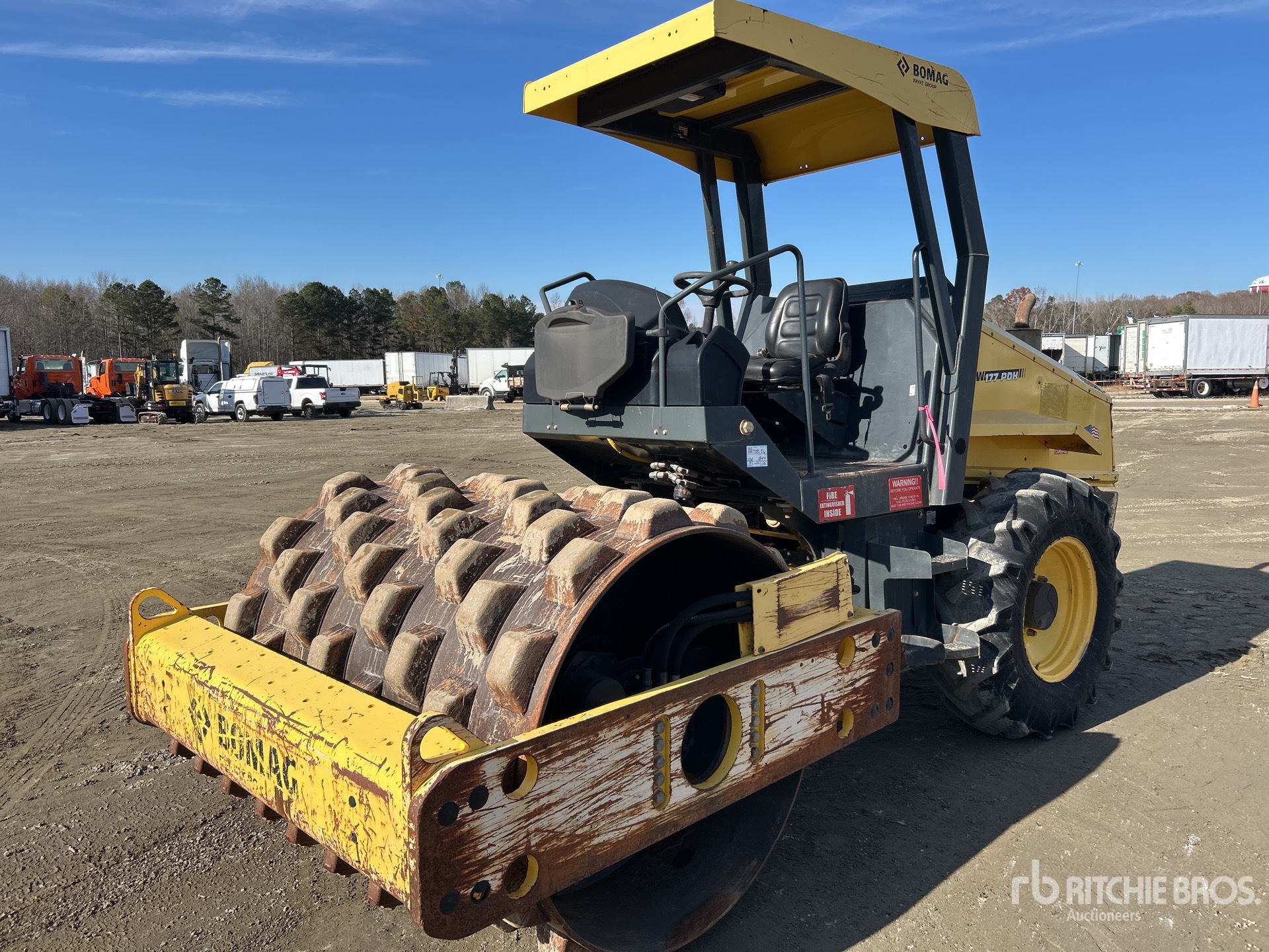 General Appearance with Picture, Left Front Corner