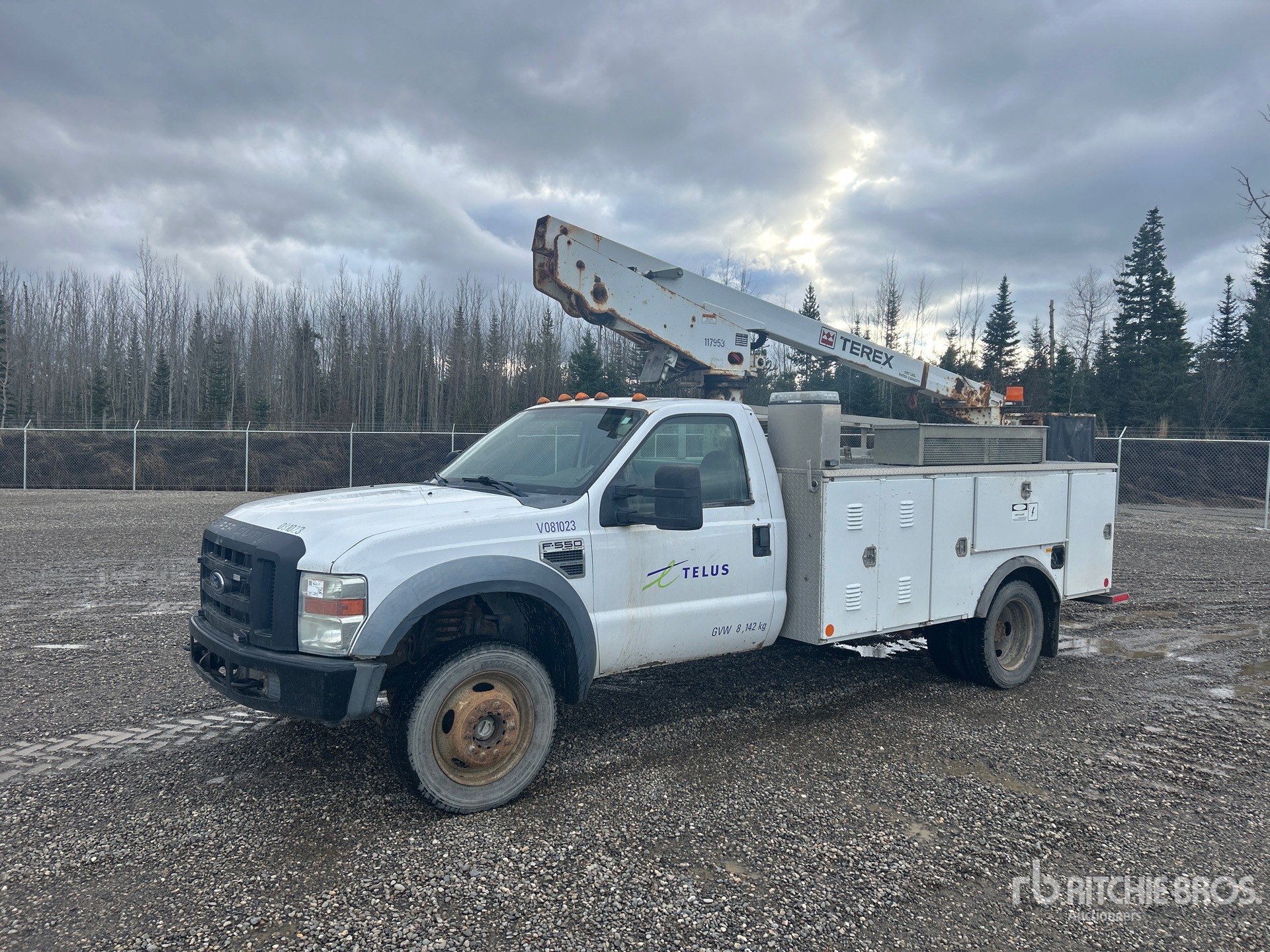 General Appearance with Foto, angolo anteriore sinistro