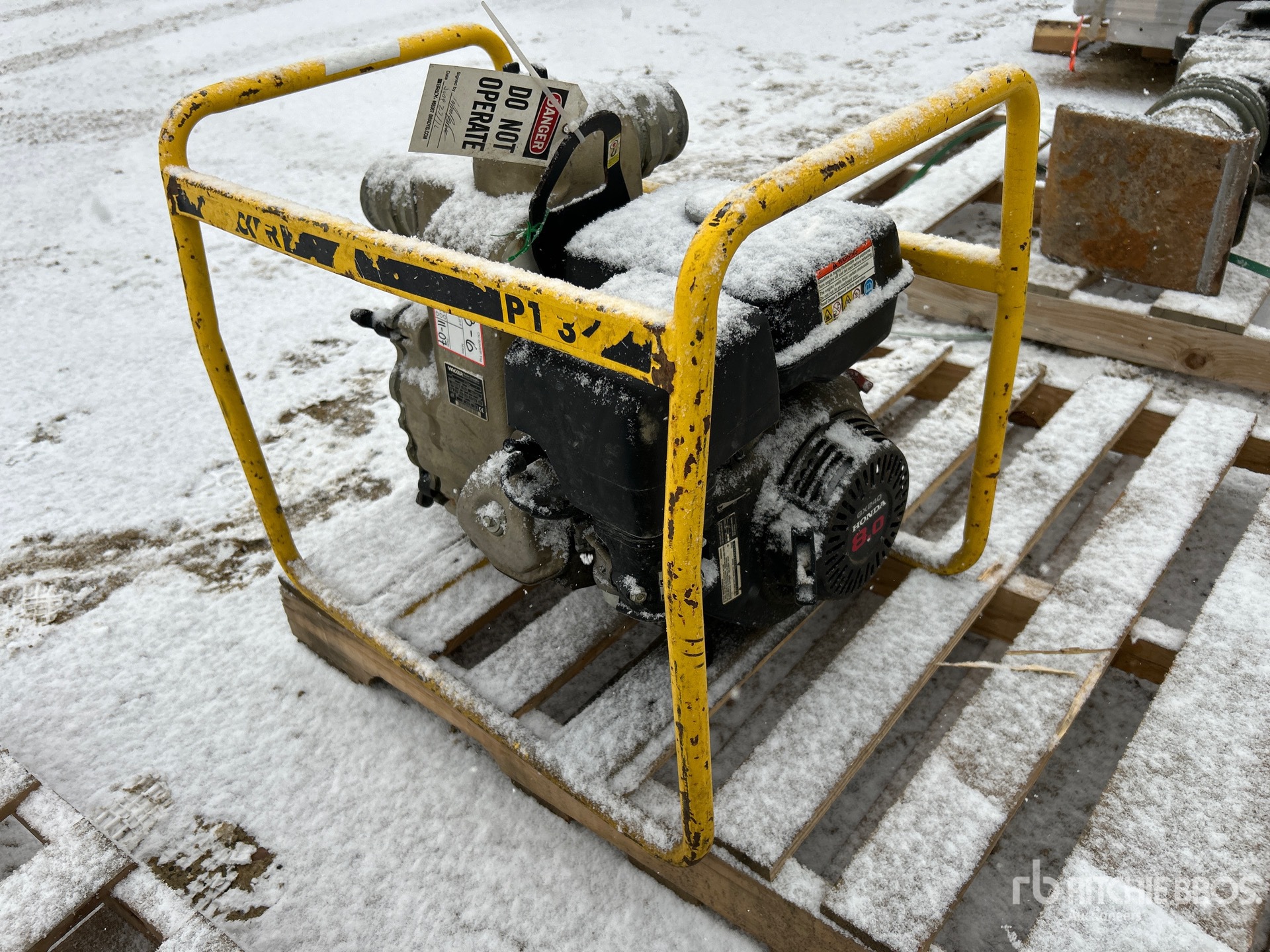 General Appearance with Bild, Ecke hinten links