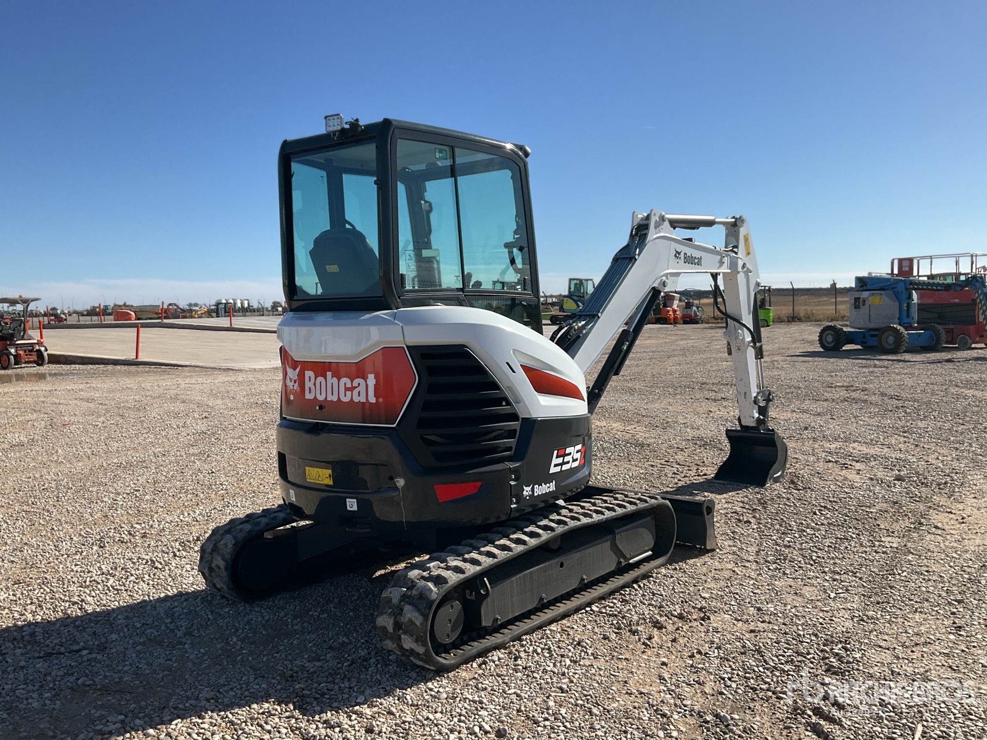 General Appearance with Bild, Ecke hinten rechts