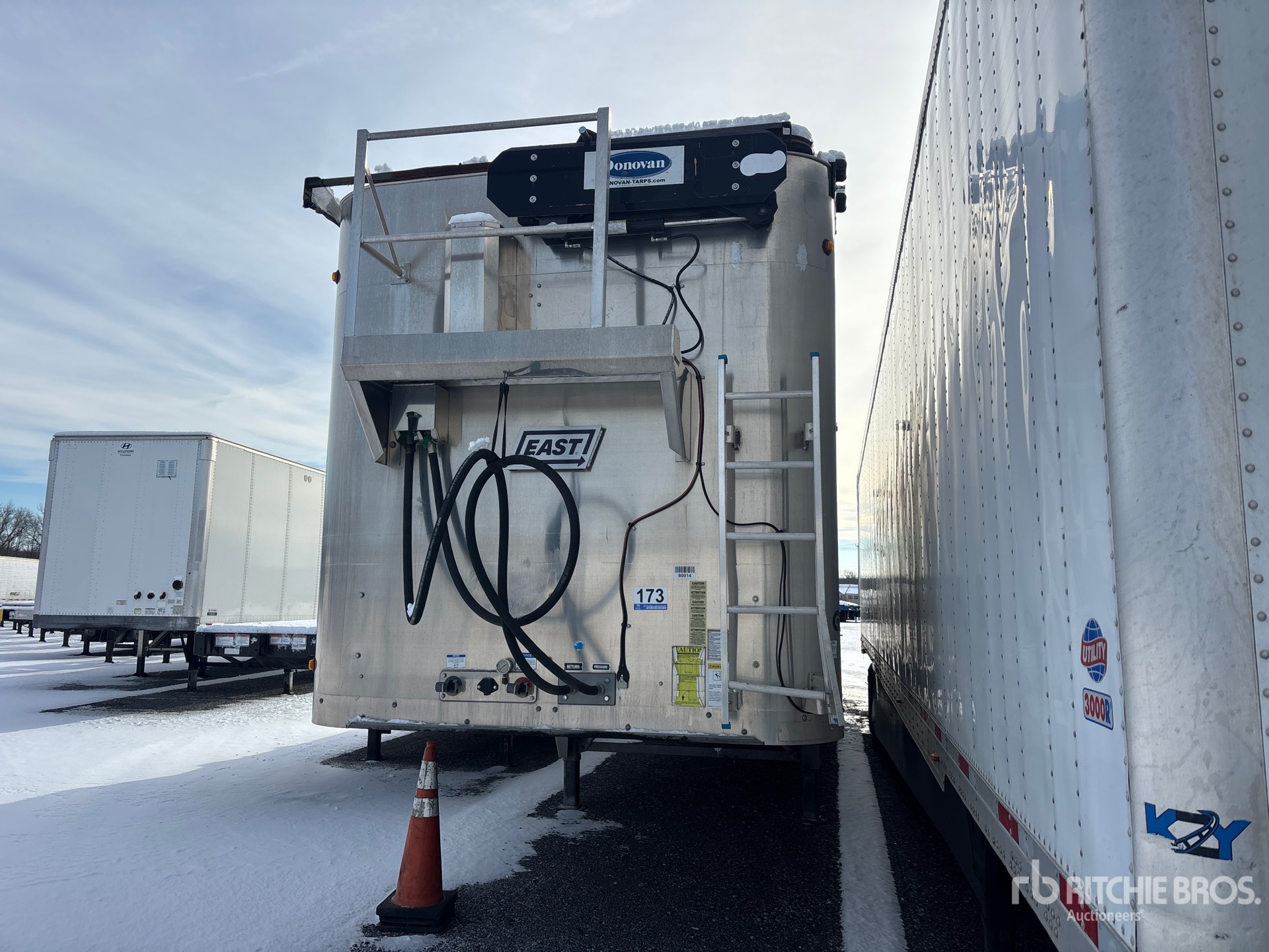 General Appearance with Image, coin avant gauche