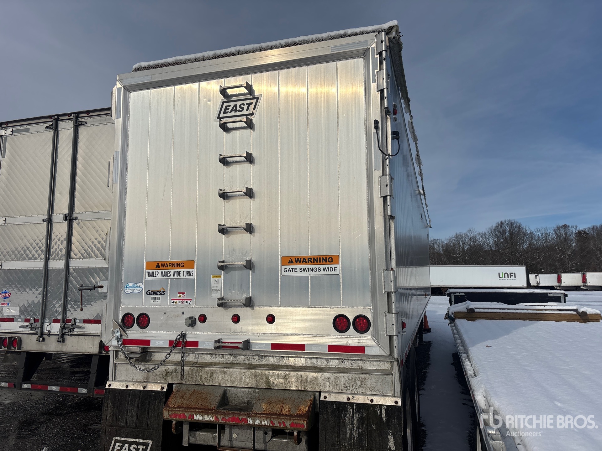 General Appearance with Image, coin arrière droit