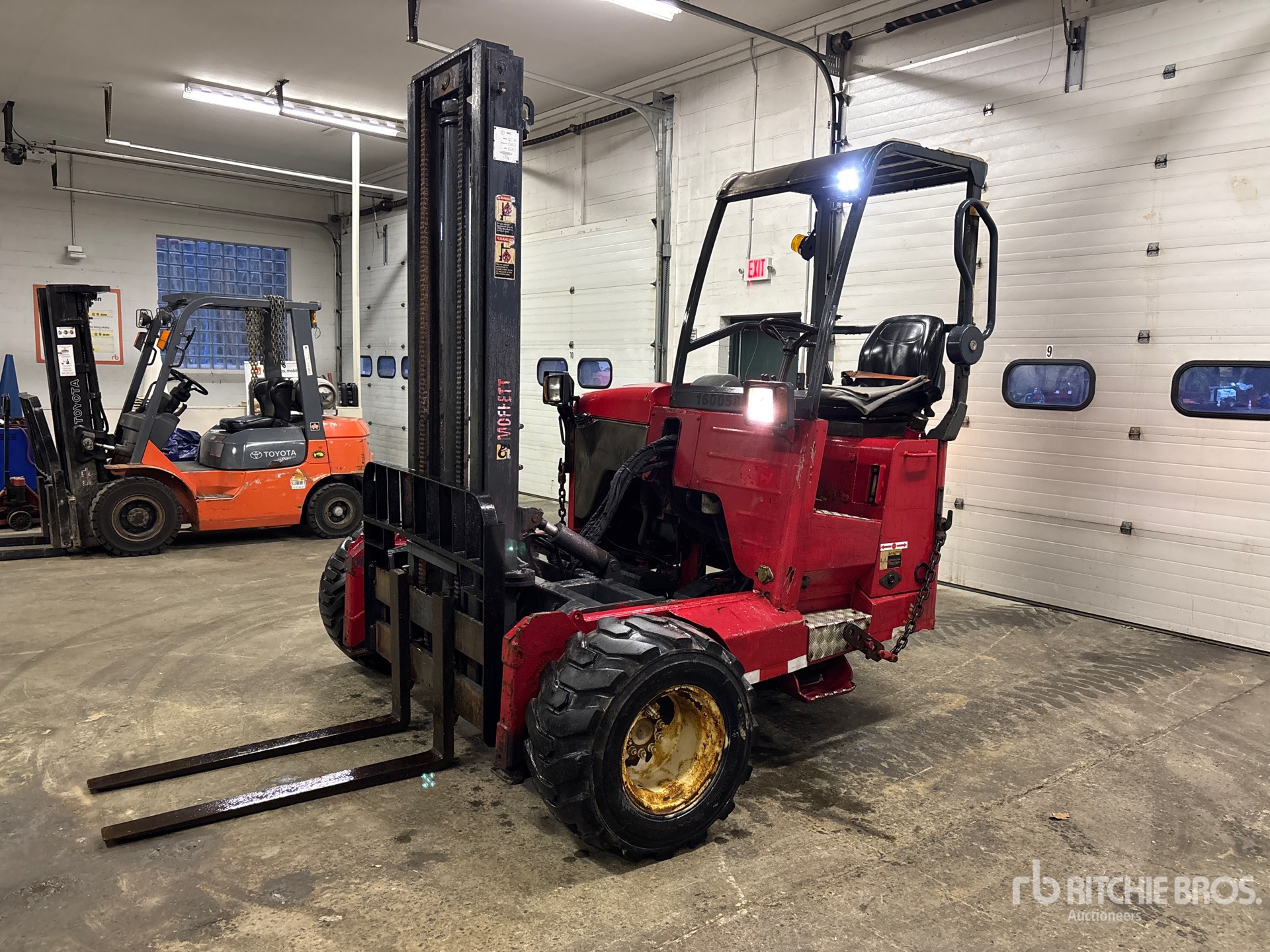 General Appearance with Featured Photo