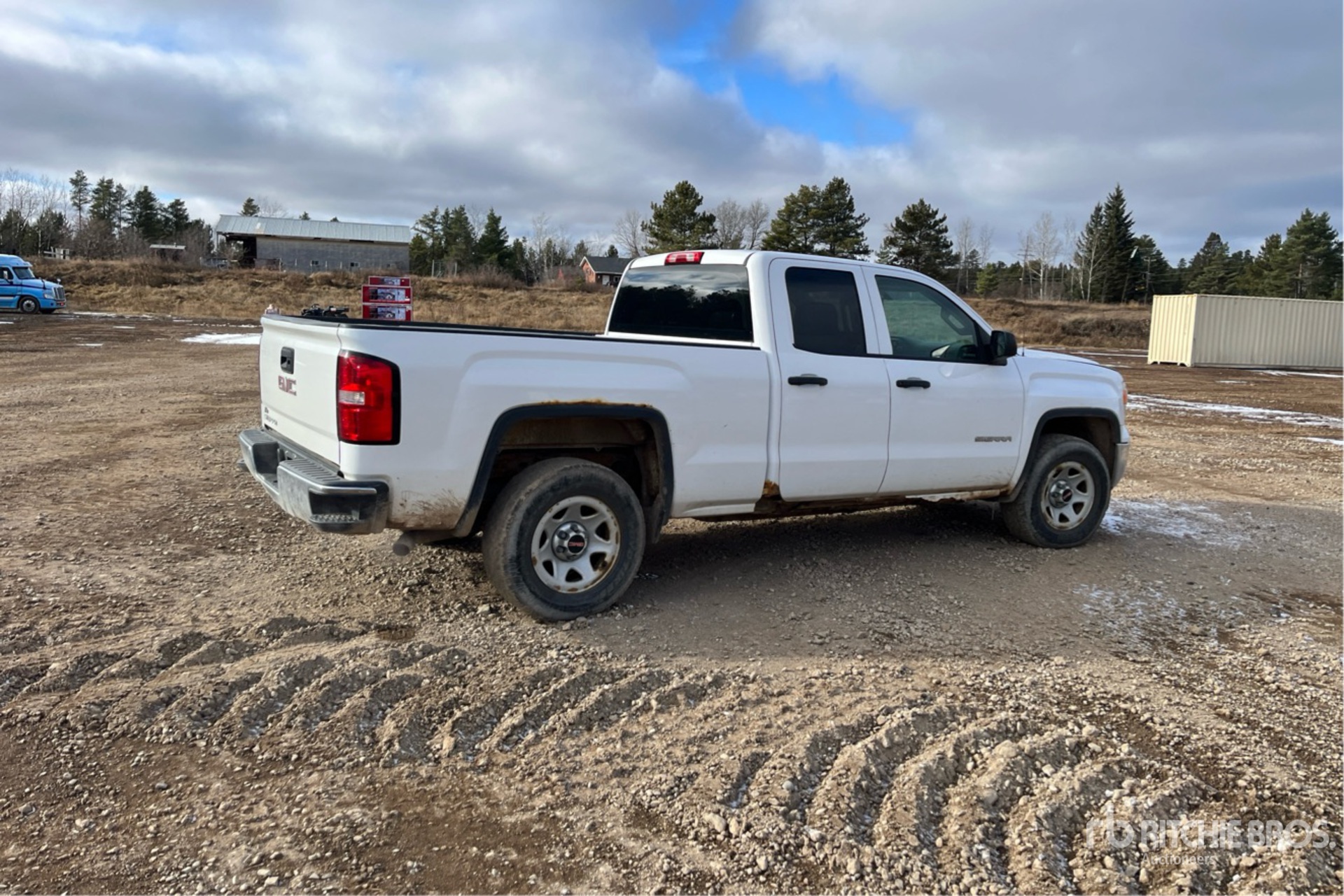 Aspect général with Image, coin arrière droit