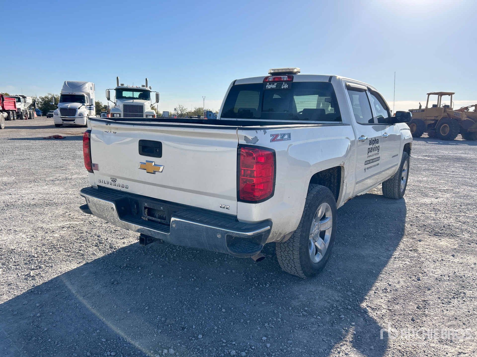 General Appearance with Picture, Right Rear Corner