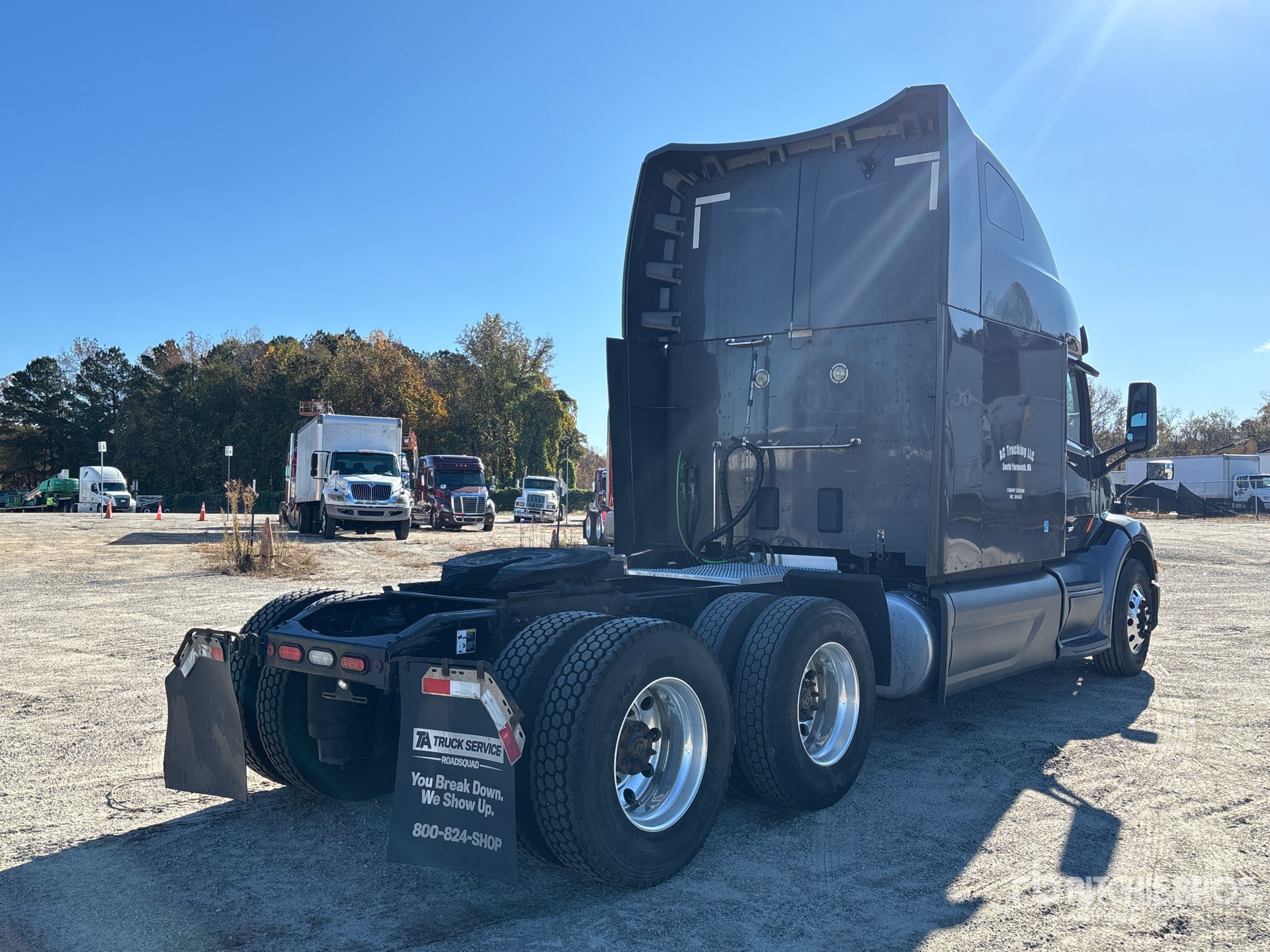 General Appearance with Picture, Right Rear Corner