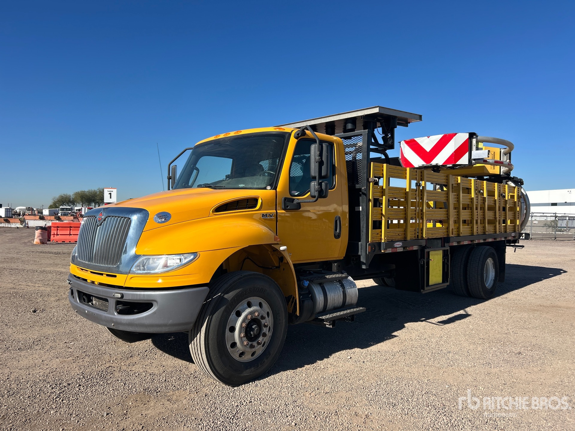 General Appearance with Imagen: esquina delantera izquierda