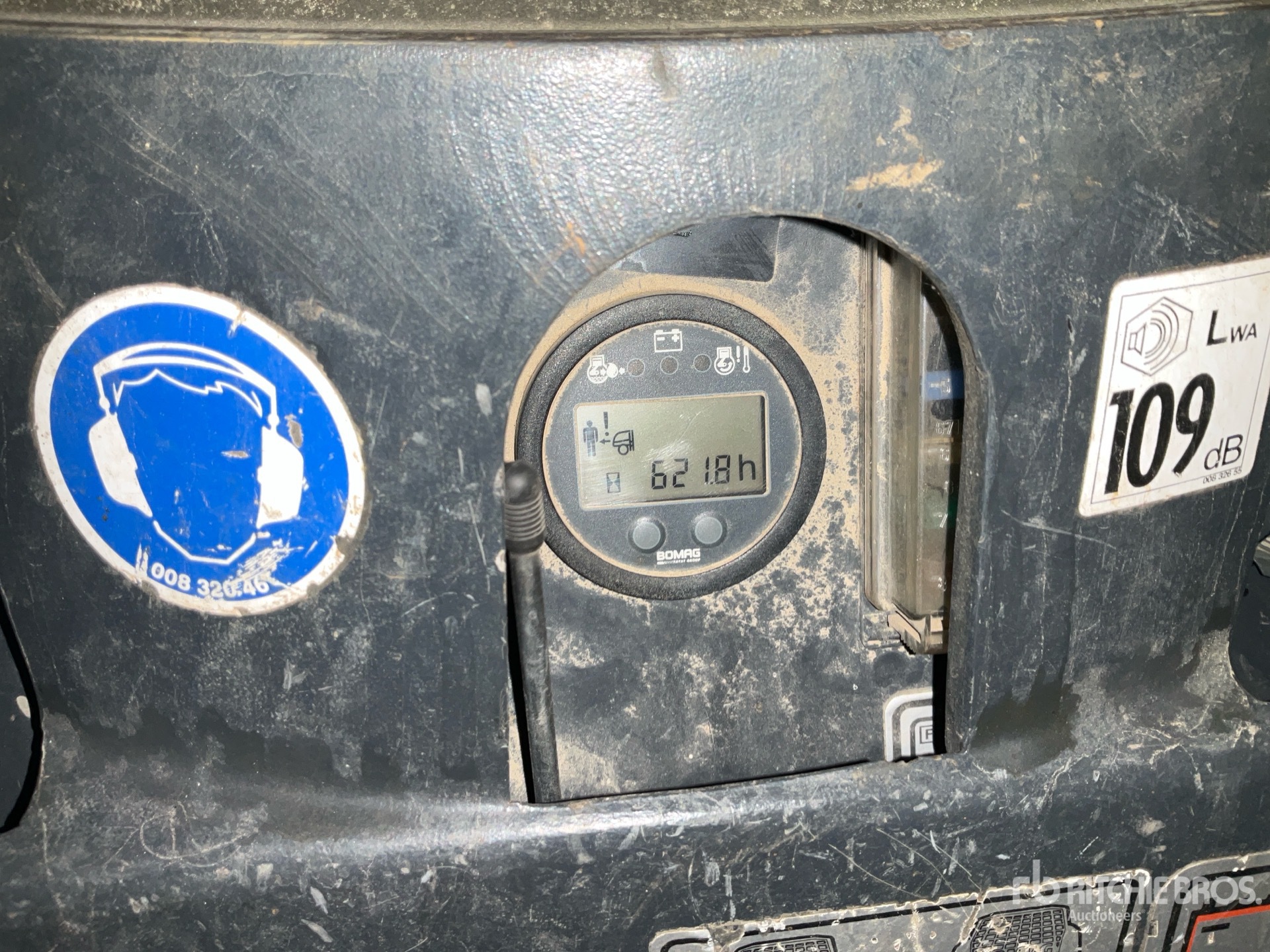 Aspect général with Compteur horaire / compteur kilométrique