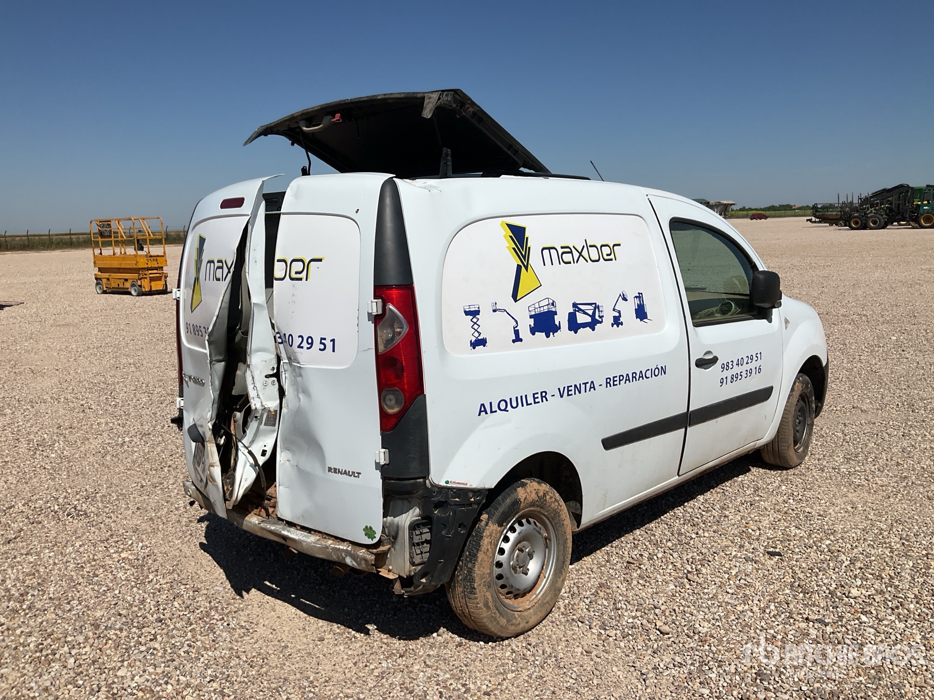 General Appearance with Picture, Right Rear Corner