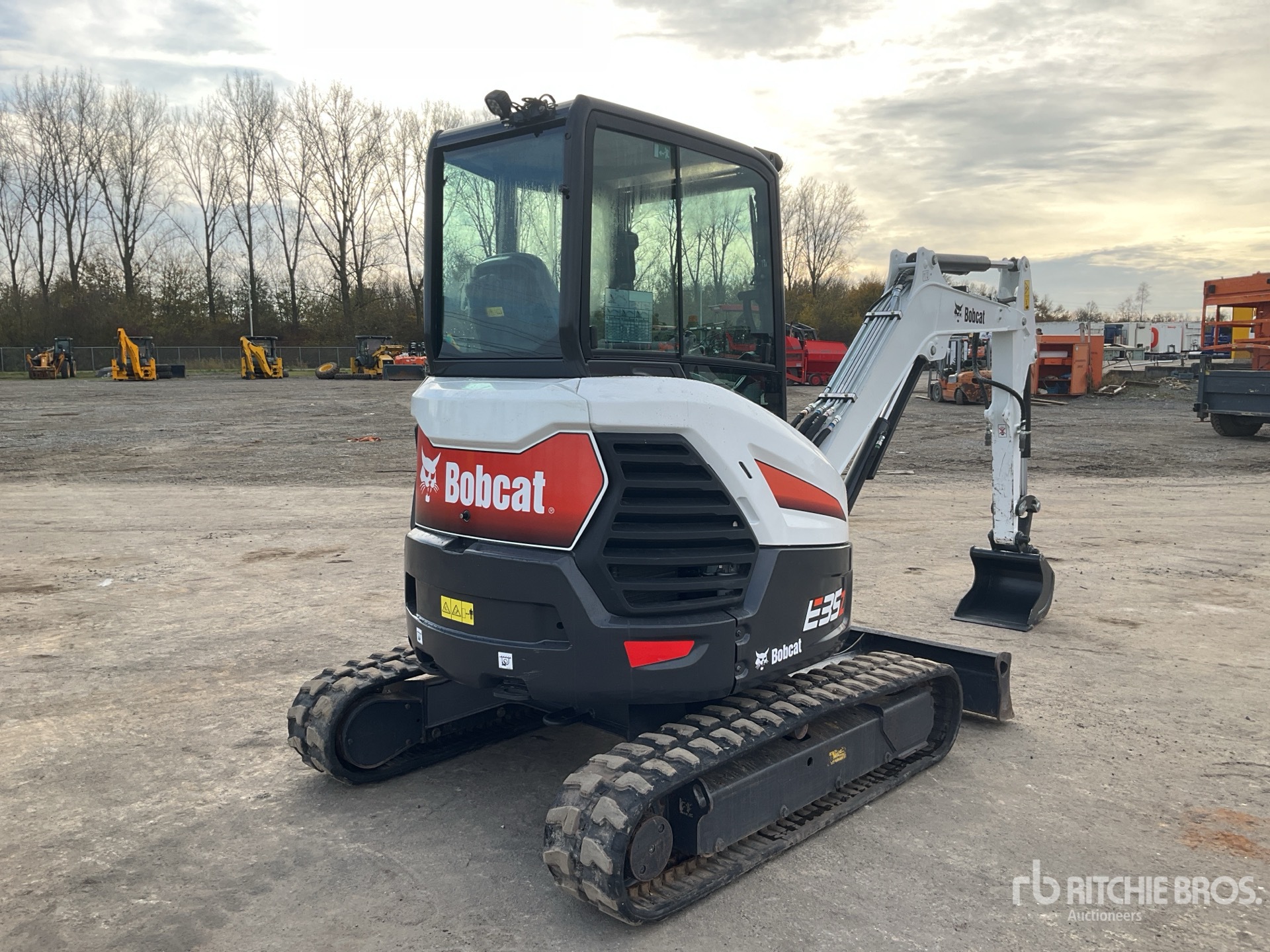 General Appearance with Picture, Right Rear Corner