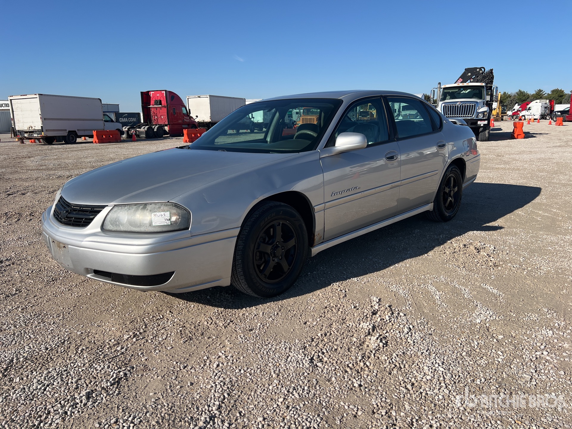 General Appearance with Bild, Ecke vorne links