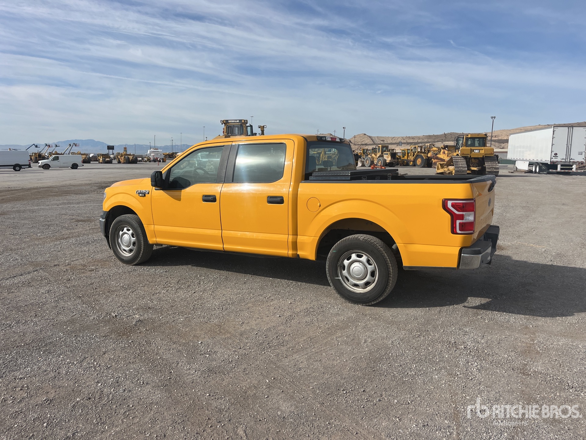 General Appearance with Zdjęcie, lewy dolny róg