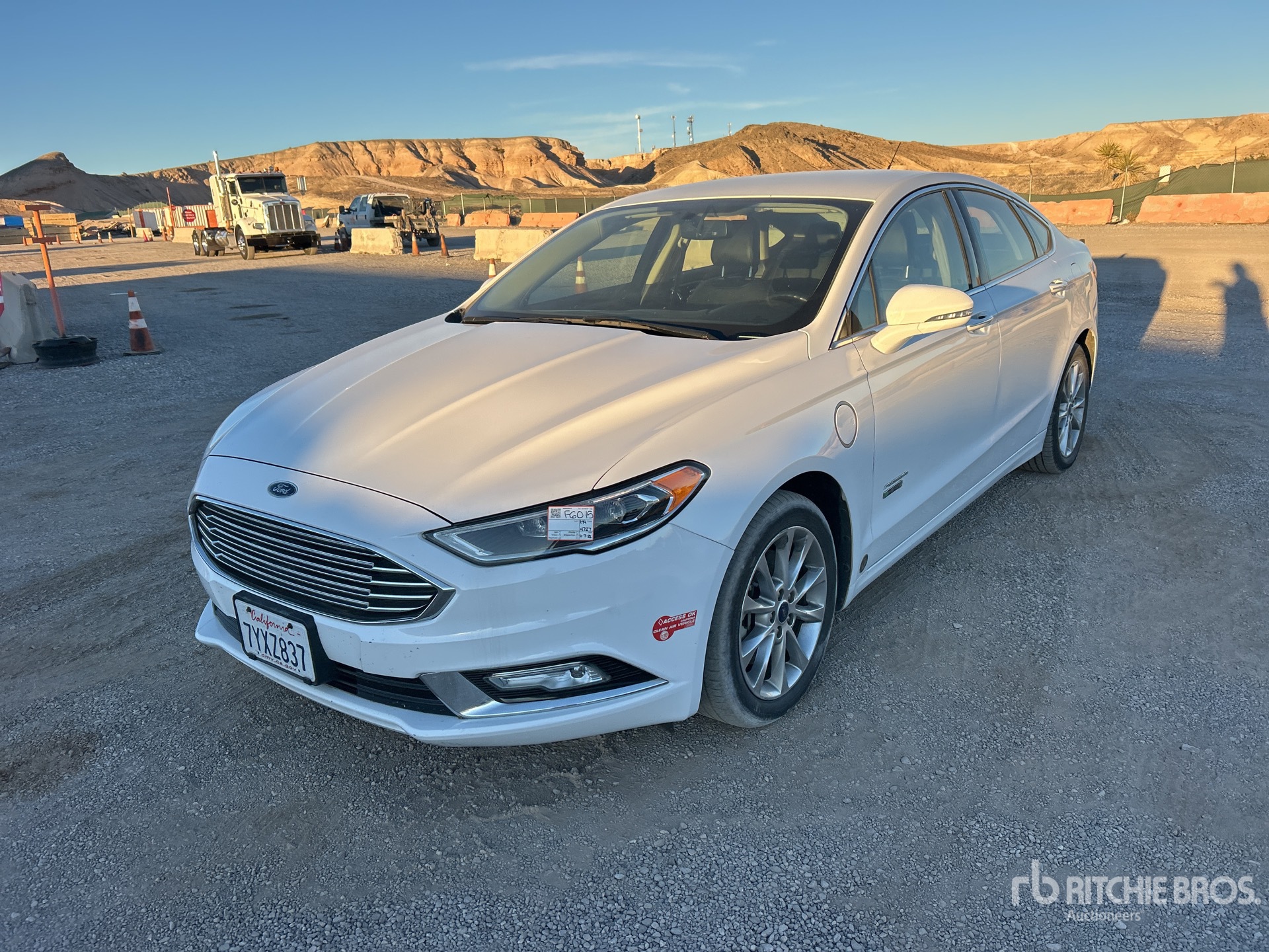 General Appearance with Picture, Left Front Corner