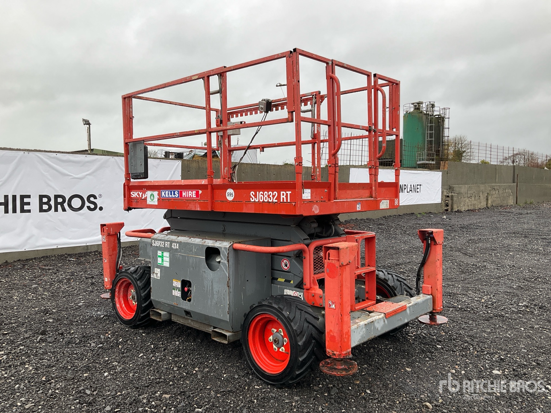 General Appearance with Image, coin avant droit