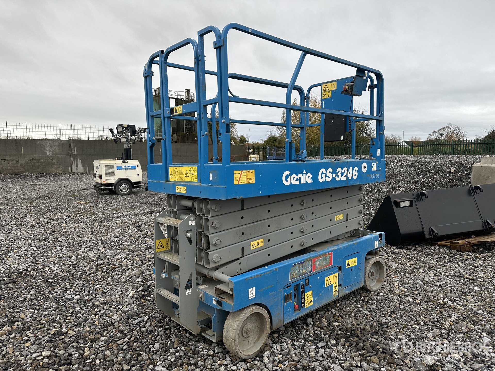 General Appearance with Imagen: esquina delantera derecha