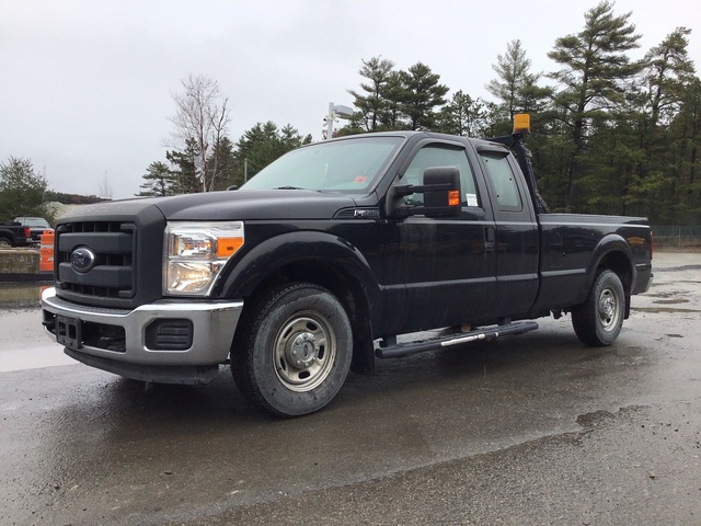 2013 Ford F-250 XL 4x2 Extended Cab Pickup