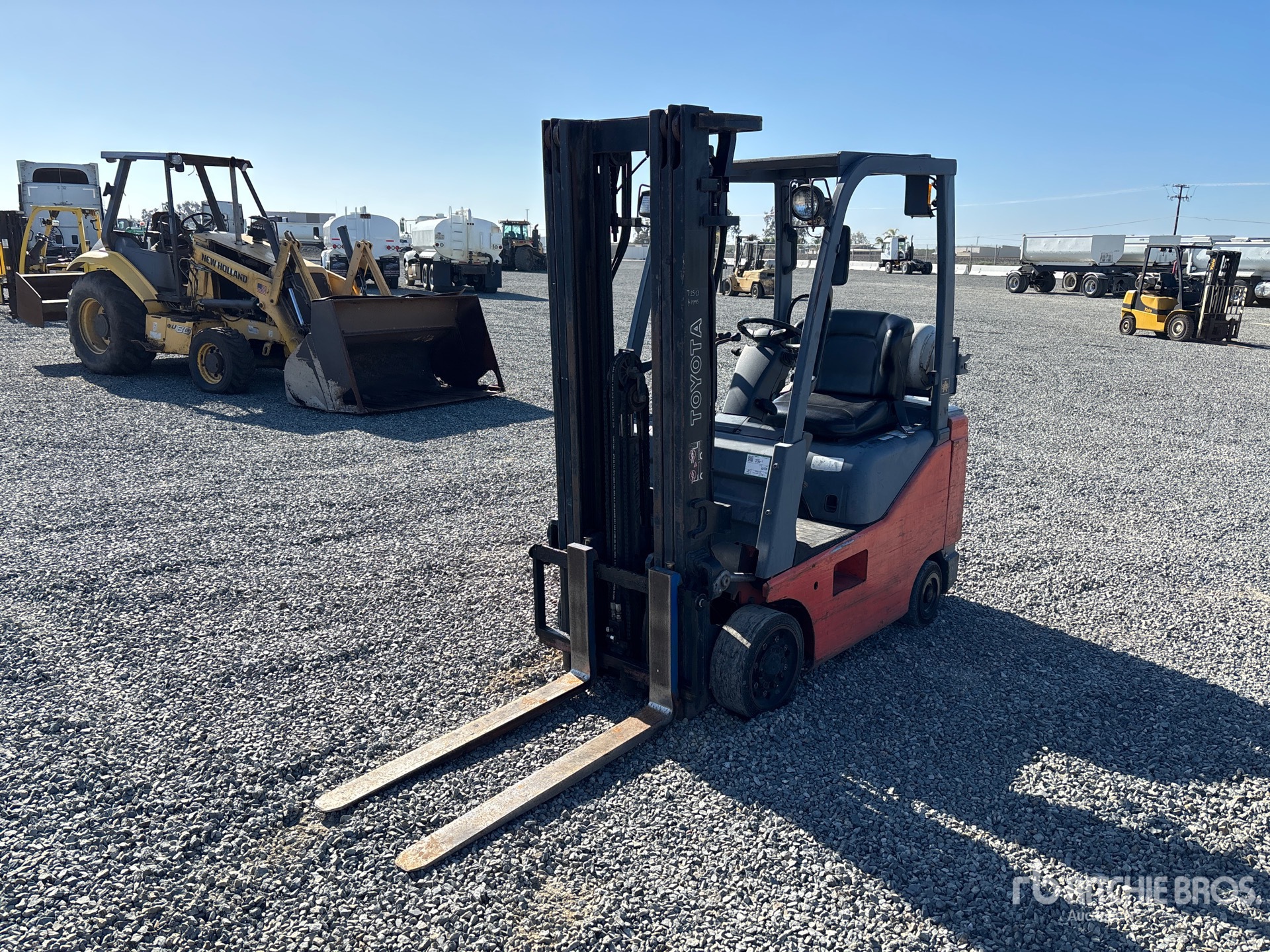 General Appearance with Bild, Ecke vorne links