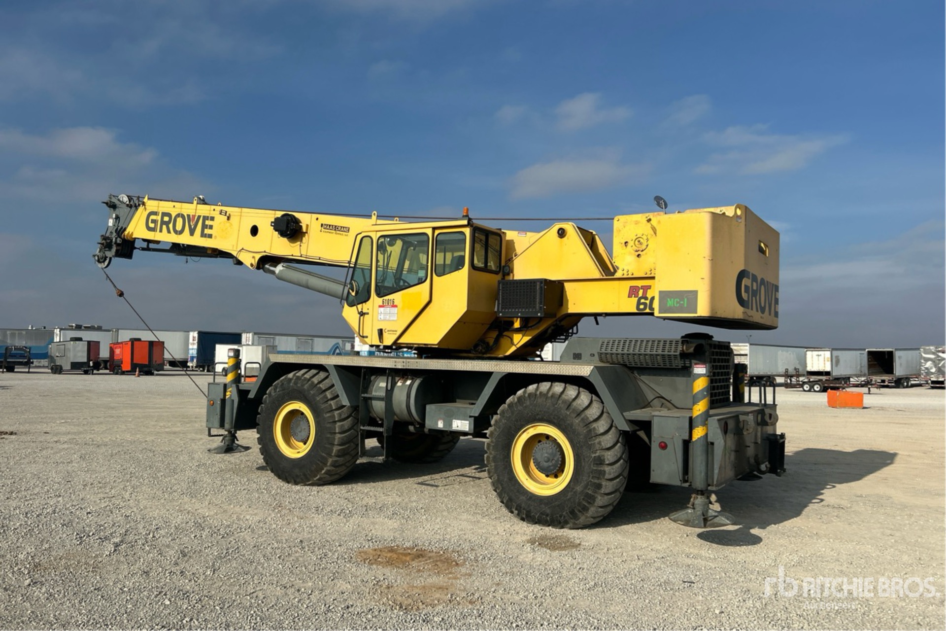 General Appearance with Imagen: esquina trasera izquierda