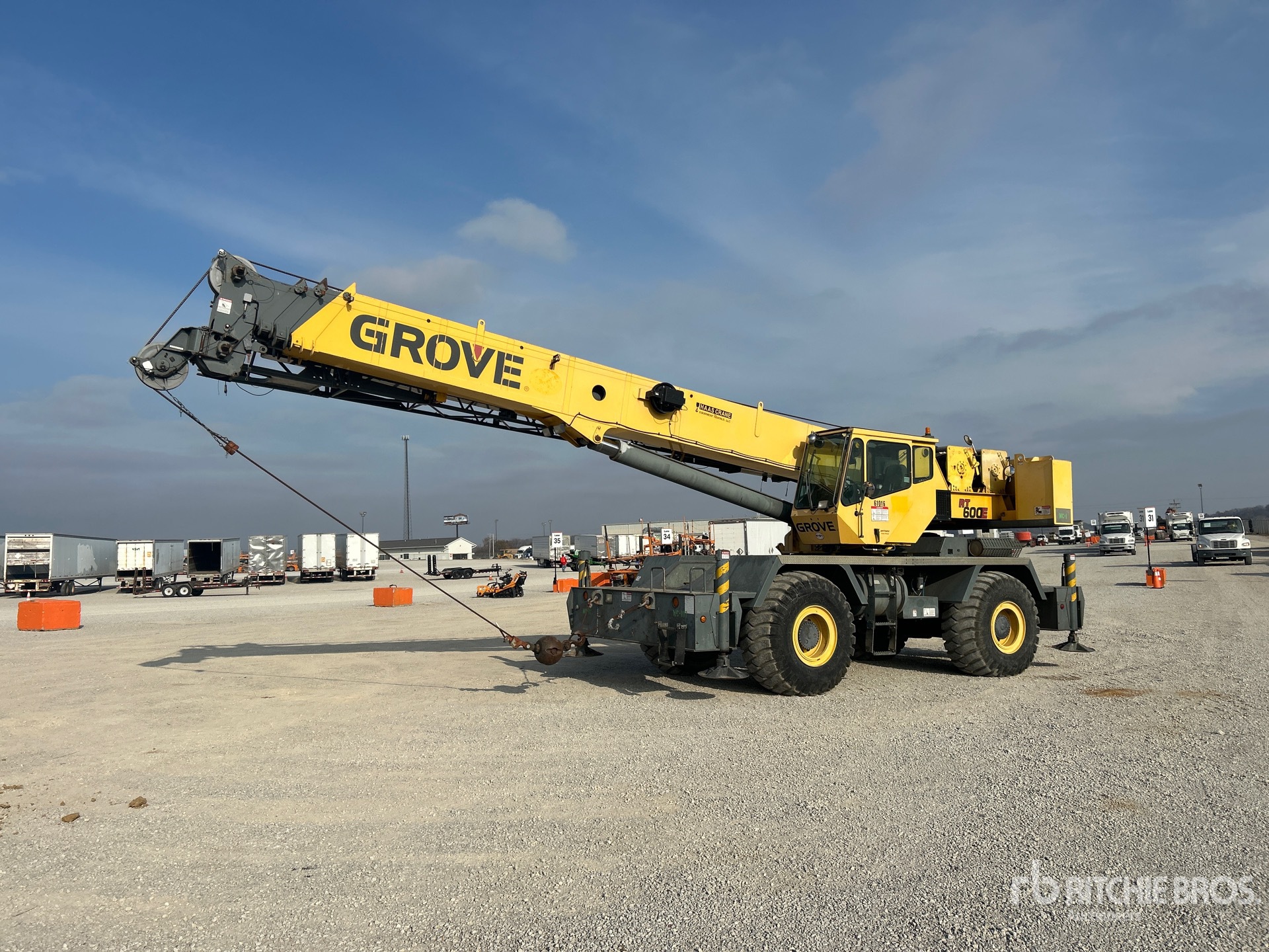 General Appearance with Foto, angolo anteriore sinistro