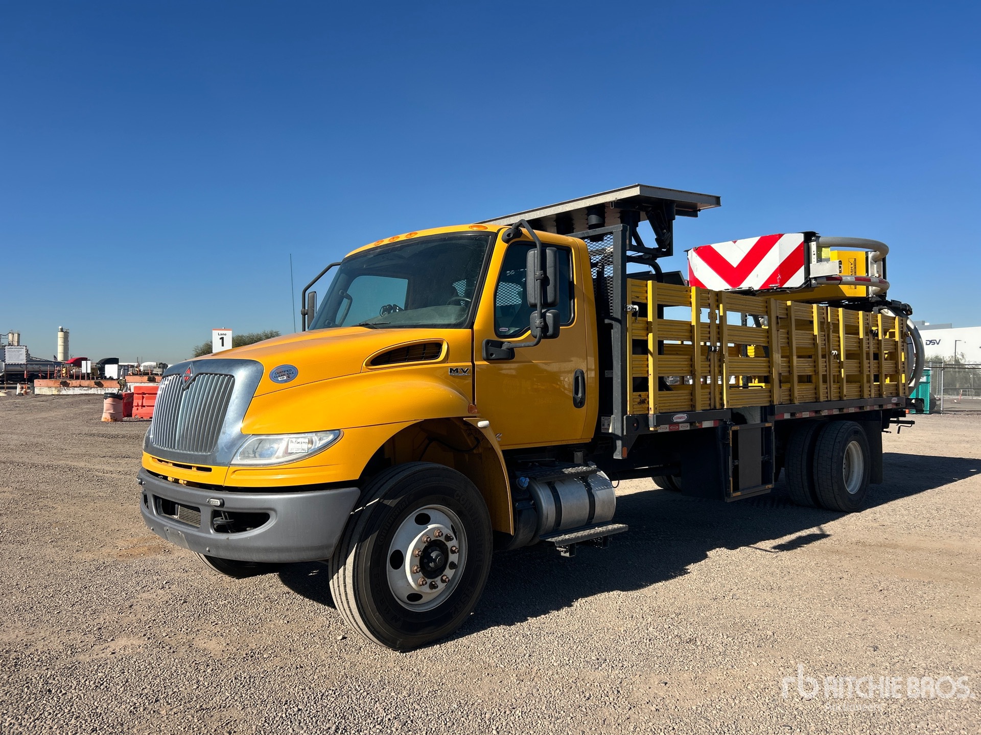 General Appearance with Imagen: esquina delantera izquierda