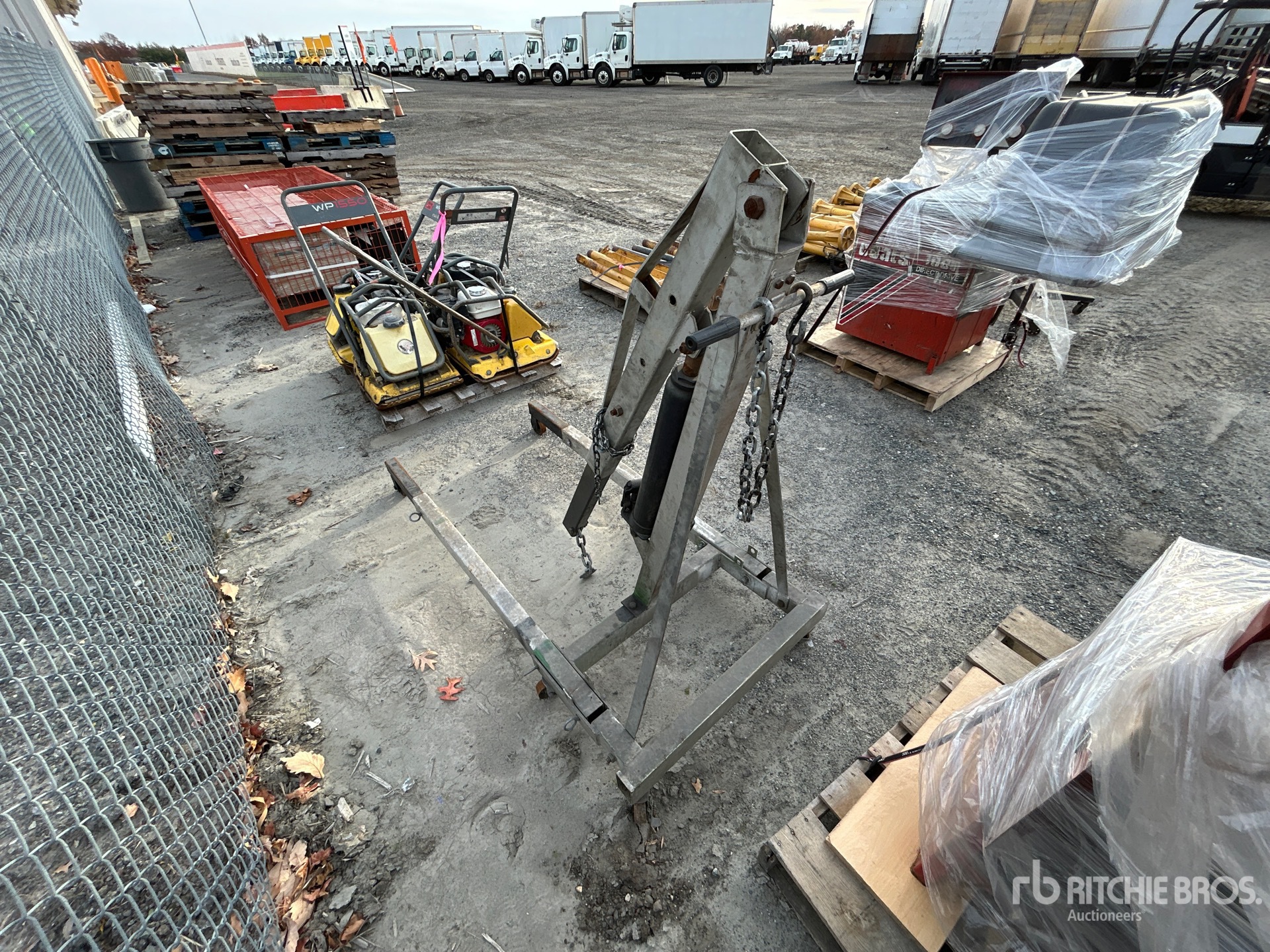 General Appearance with Foto, angolo posteriore sinistro